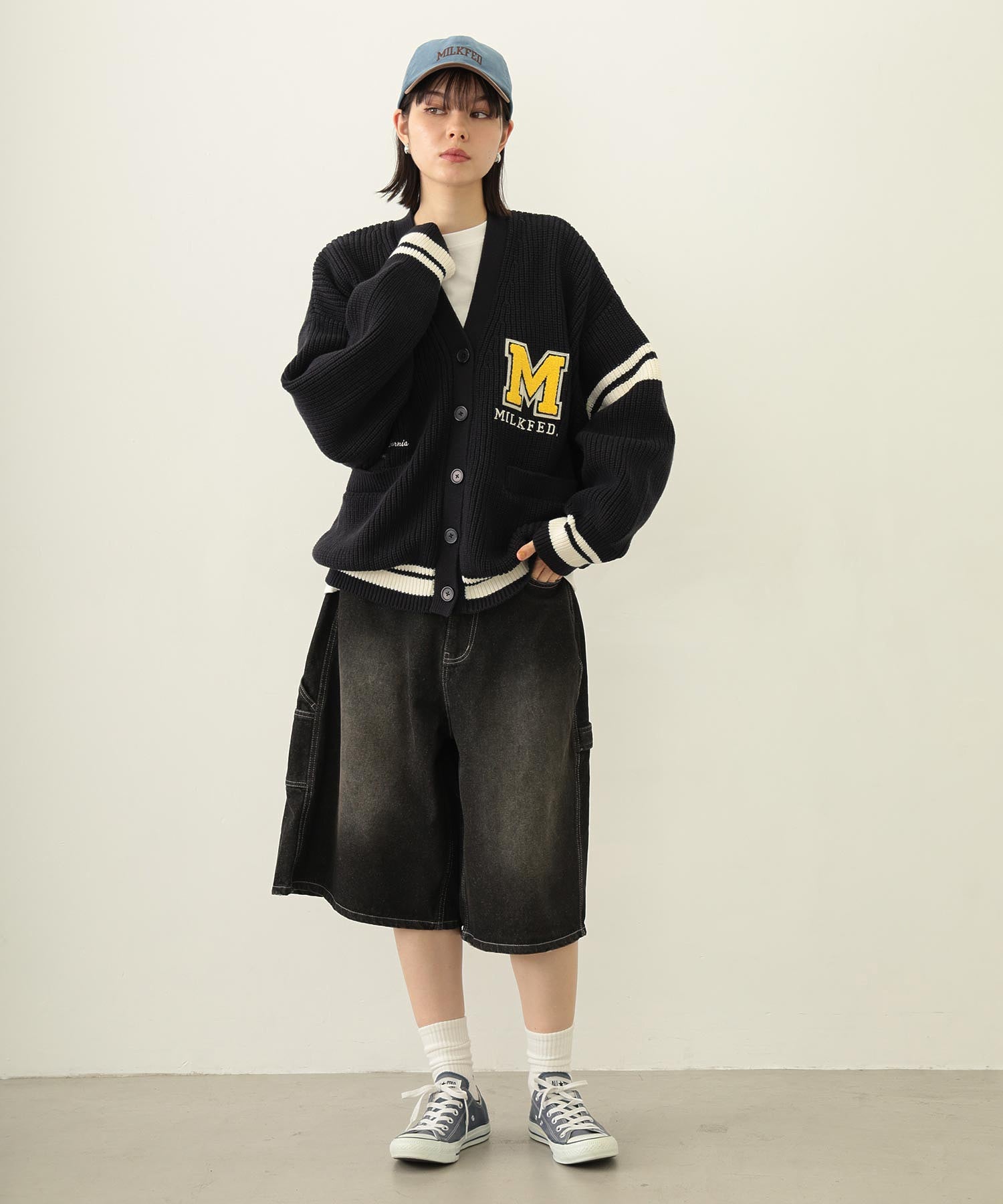 COLLEGE CARDIGAN