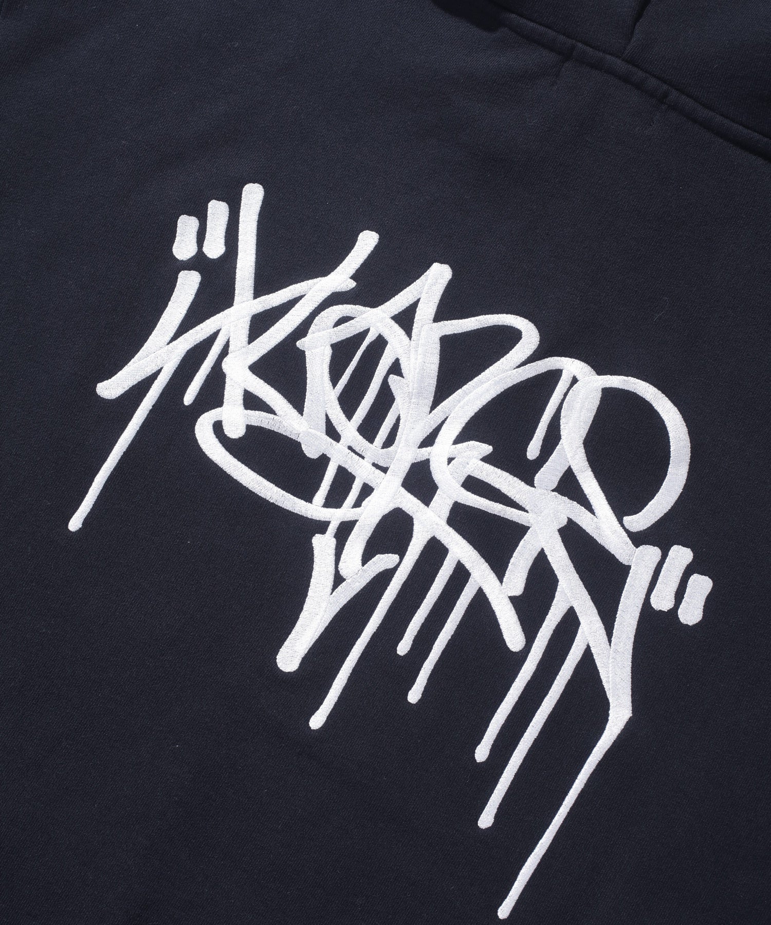 TAGGING PULLOVER HOODED SWEAT