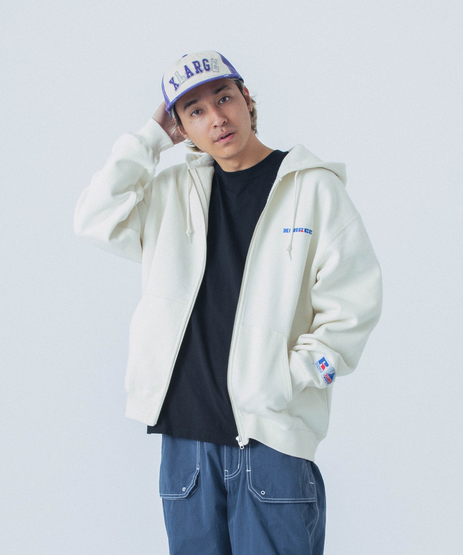 XLARGE×RUSSELL ATHLETIC ZIP UP HOODED SWEATSHIRT