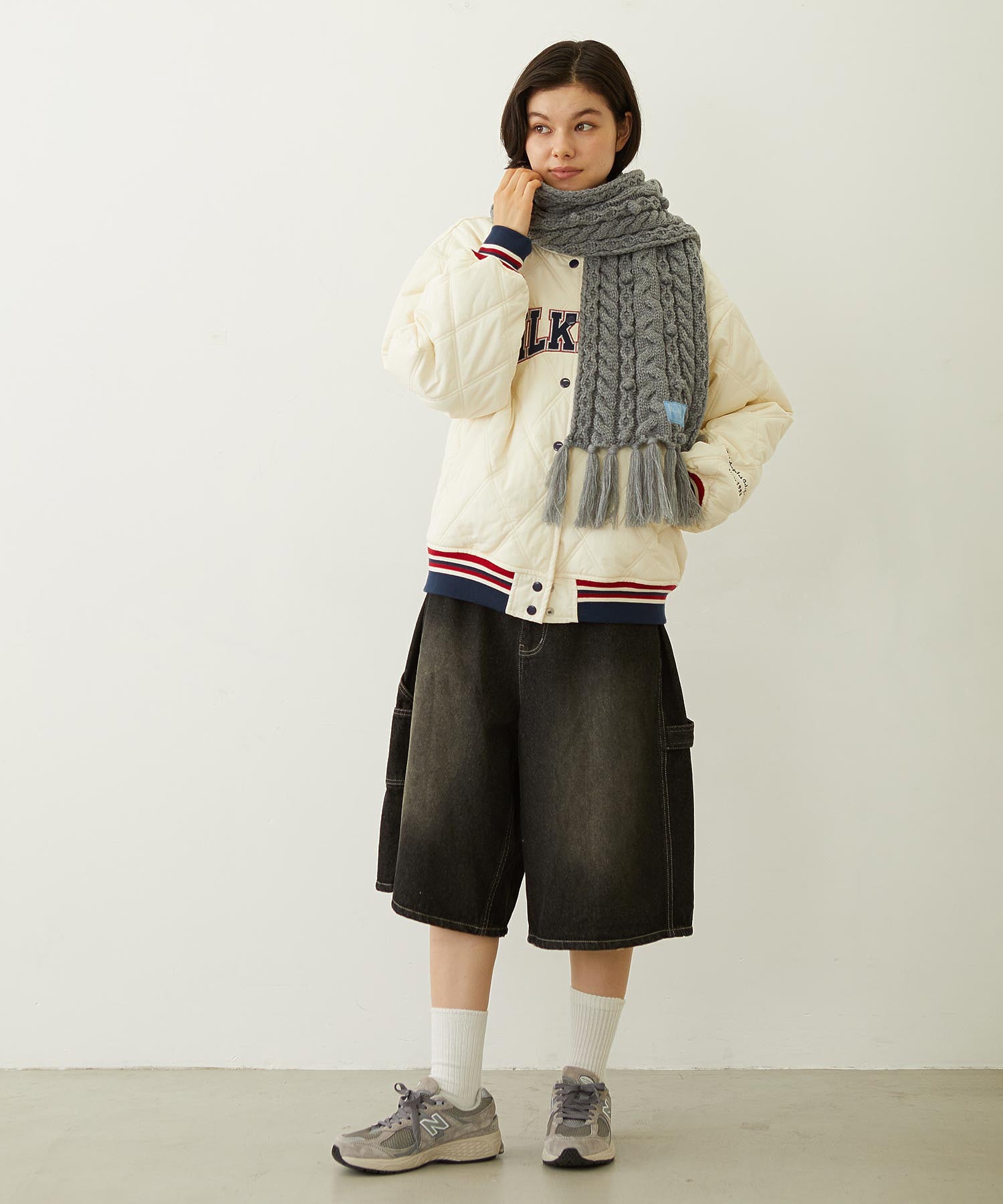 CABLE KNIT STOLE