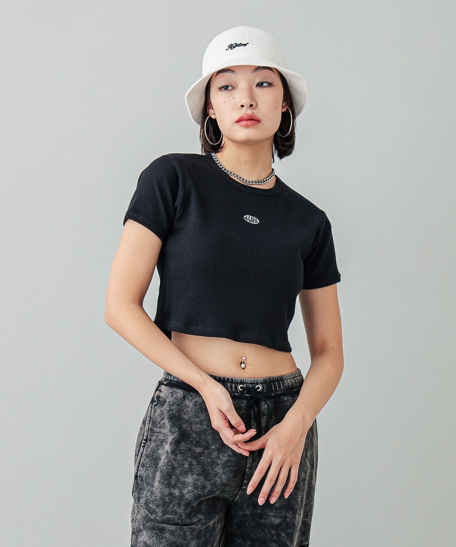 LOGO BUCKET HAT