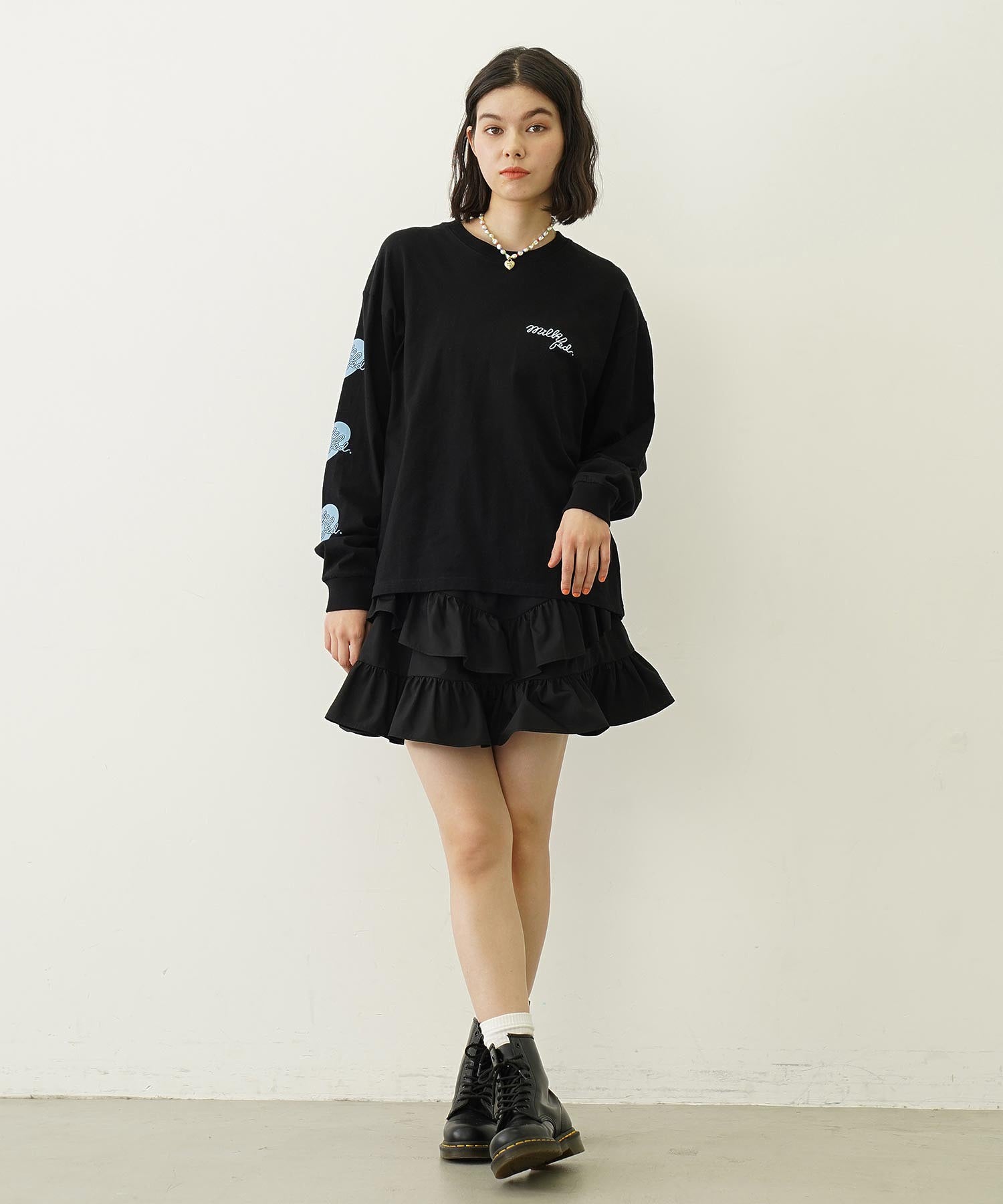 HEART AND PHONE WIDE L/S TEE