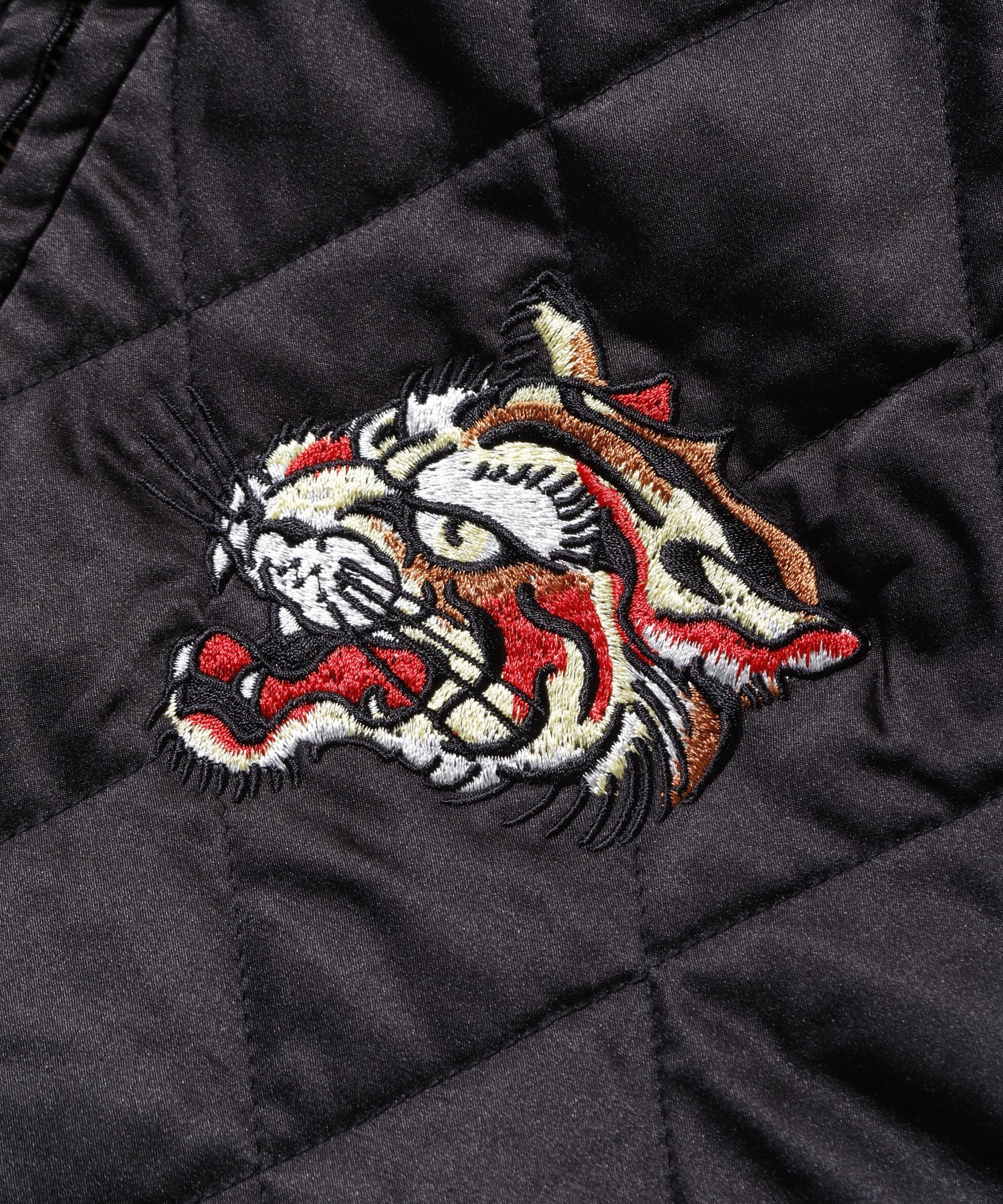 XLARGE×ED HARDY REVERSIBLE SOUVENIR JACKET