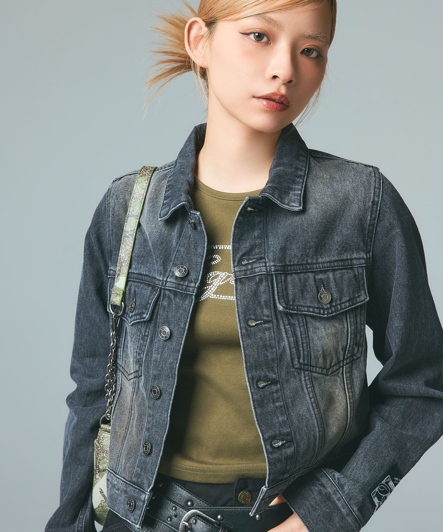FADED FACE LABEL COMPACT DENIM JACKET