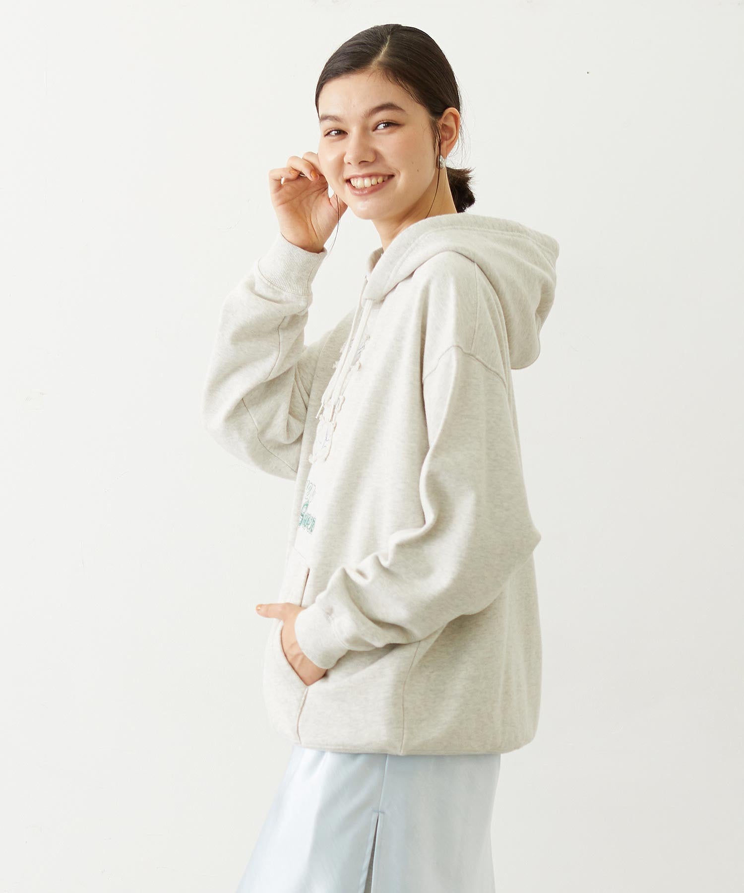 STITCHED LOGO SWEAT HOODIE