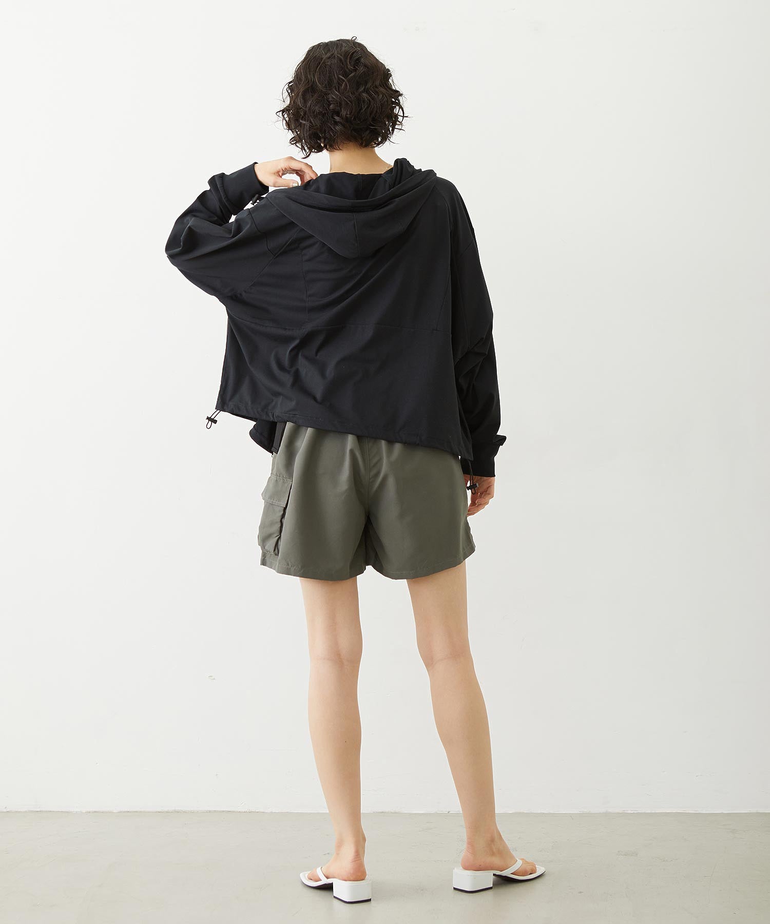 RASH GUARD ZIP HOODIE