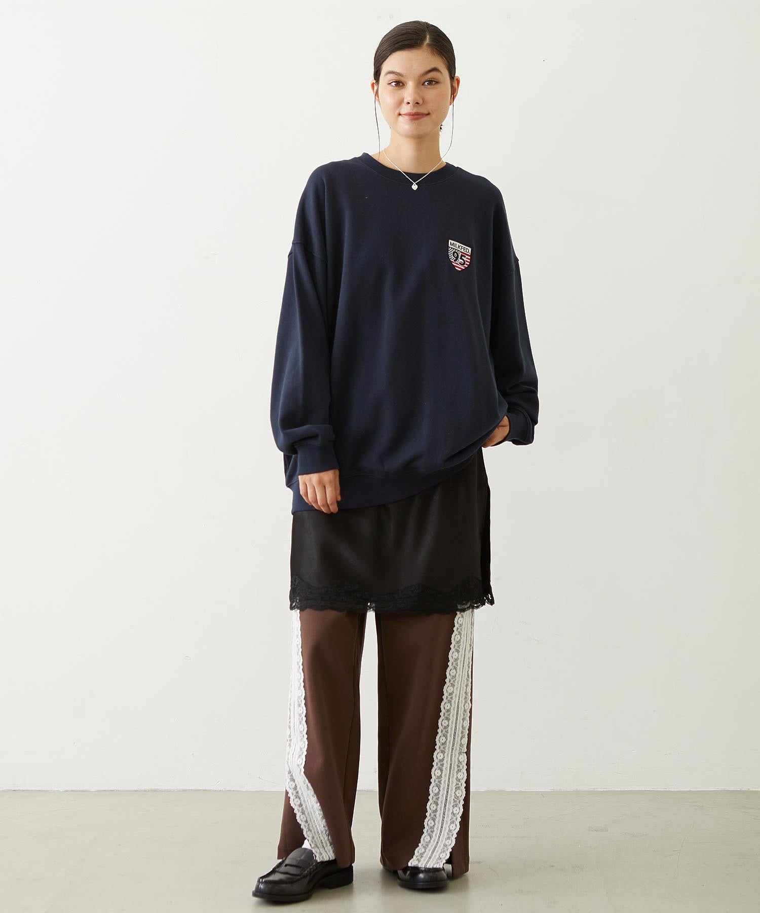LACE LINE PANTS