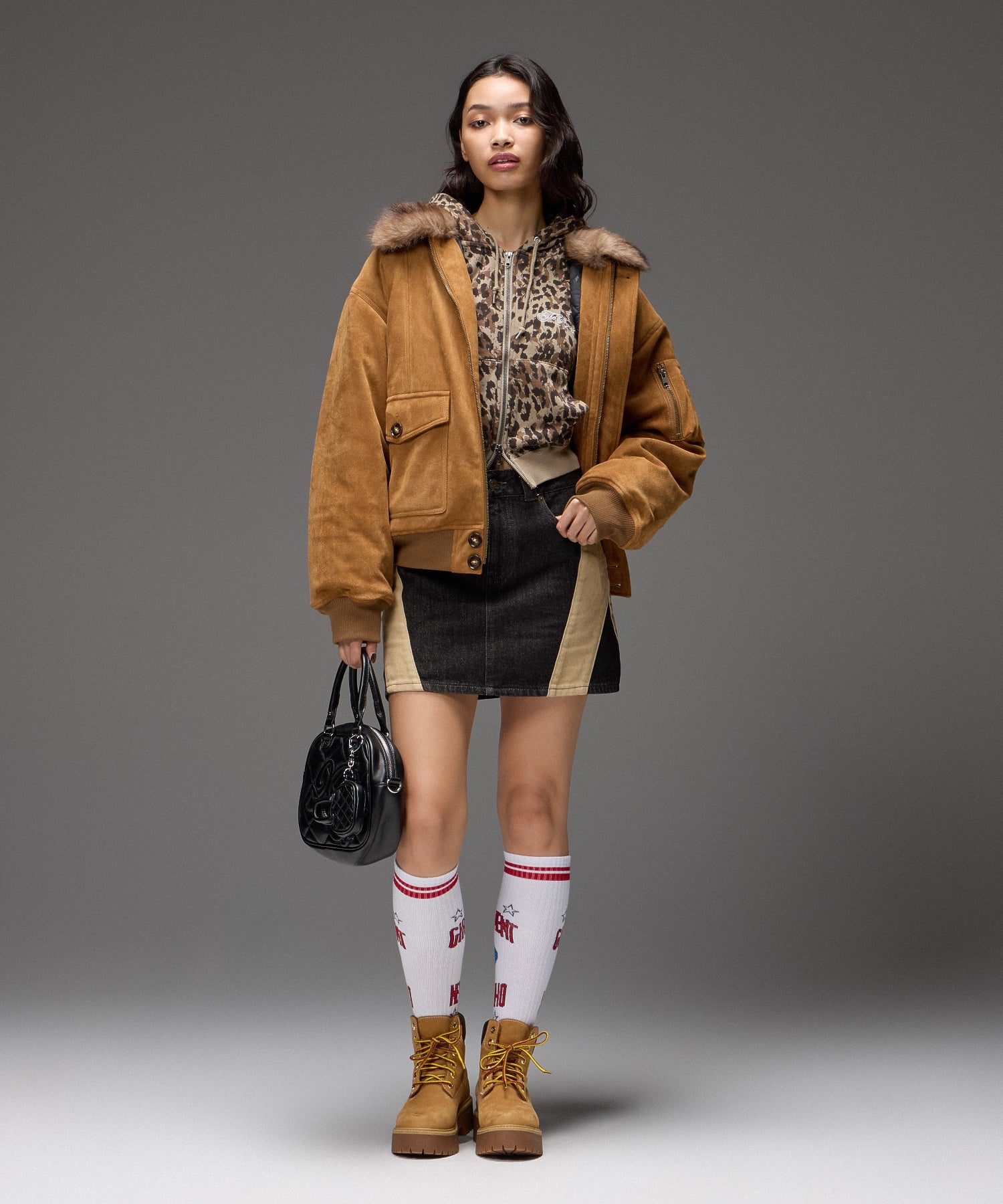 DETACHABLE FAUX FUR COLLAR PATCHED LOGO JACKET