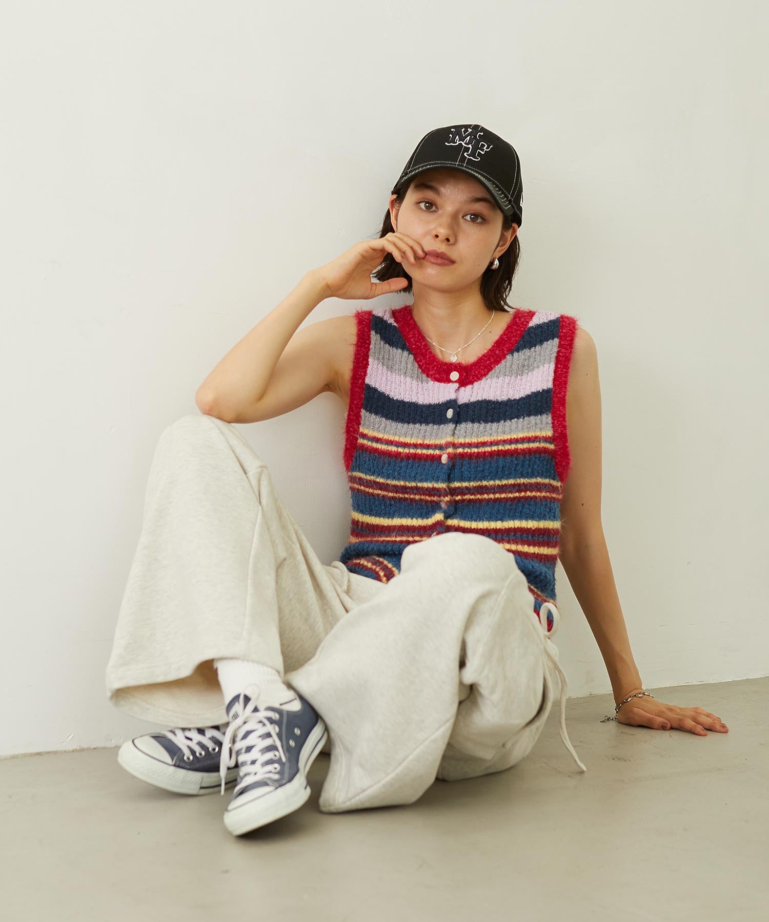 TWO-TYPE STRIPED KNIT VEST