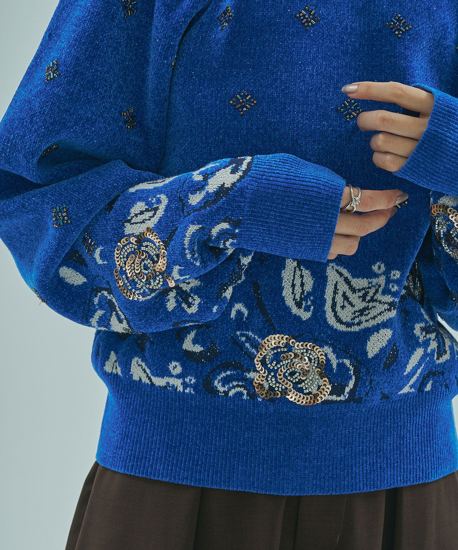 mici/BEADS and SEQUIN EMBROIDERY KNIT TOP