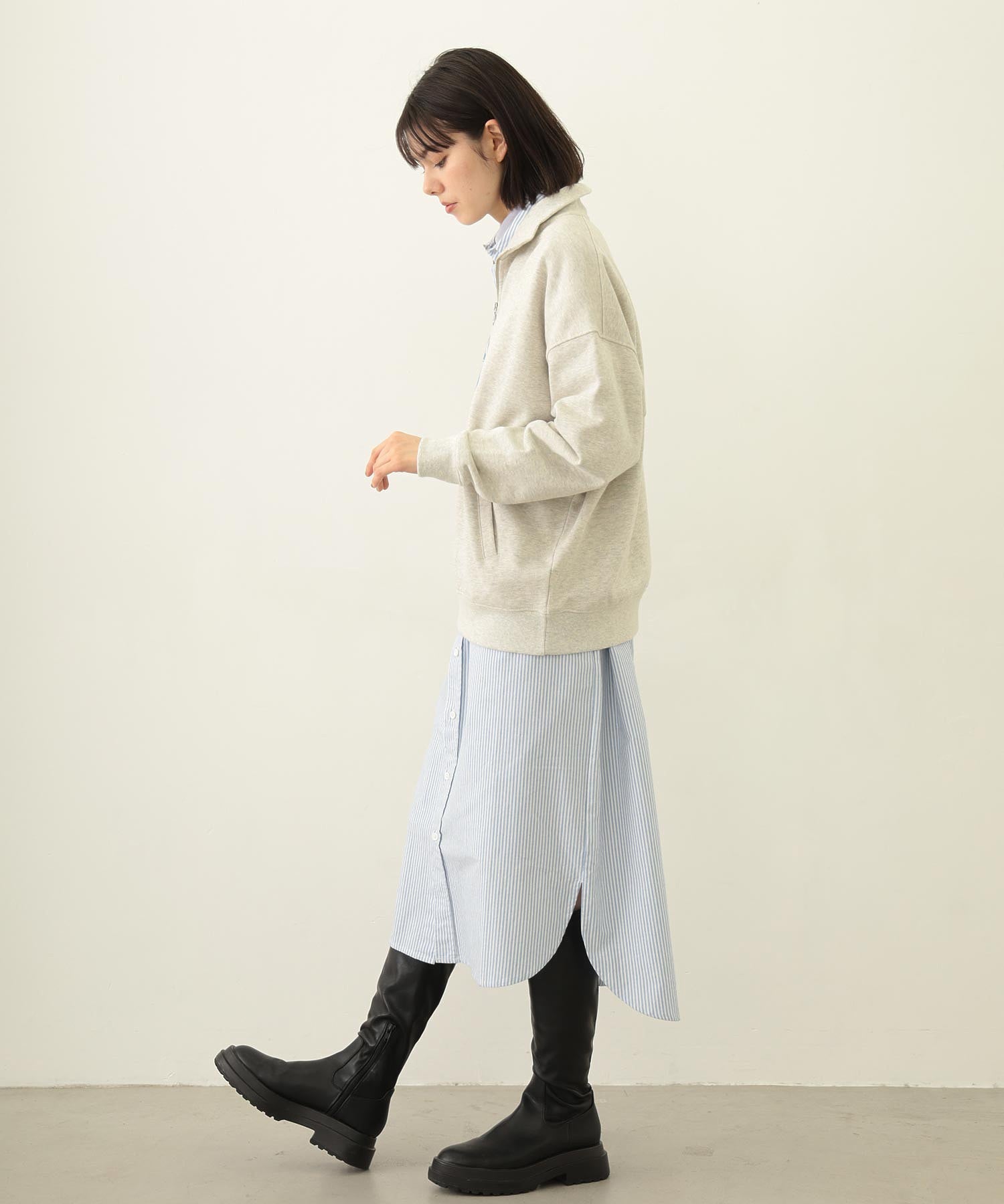 COLLEGE LOGO HALF ZIP TOP