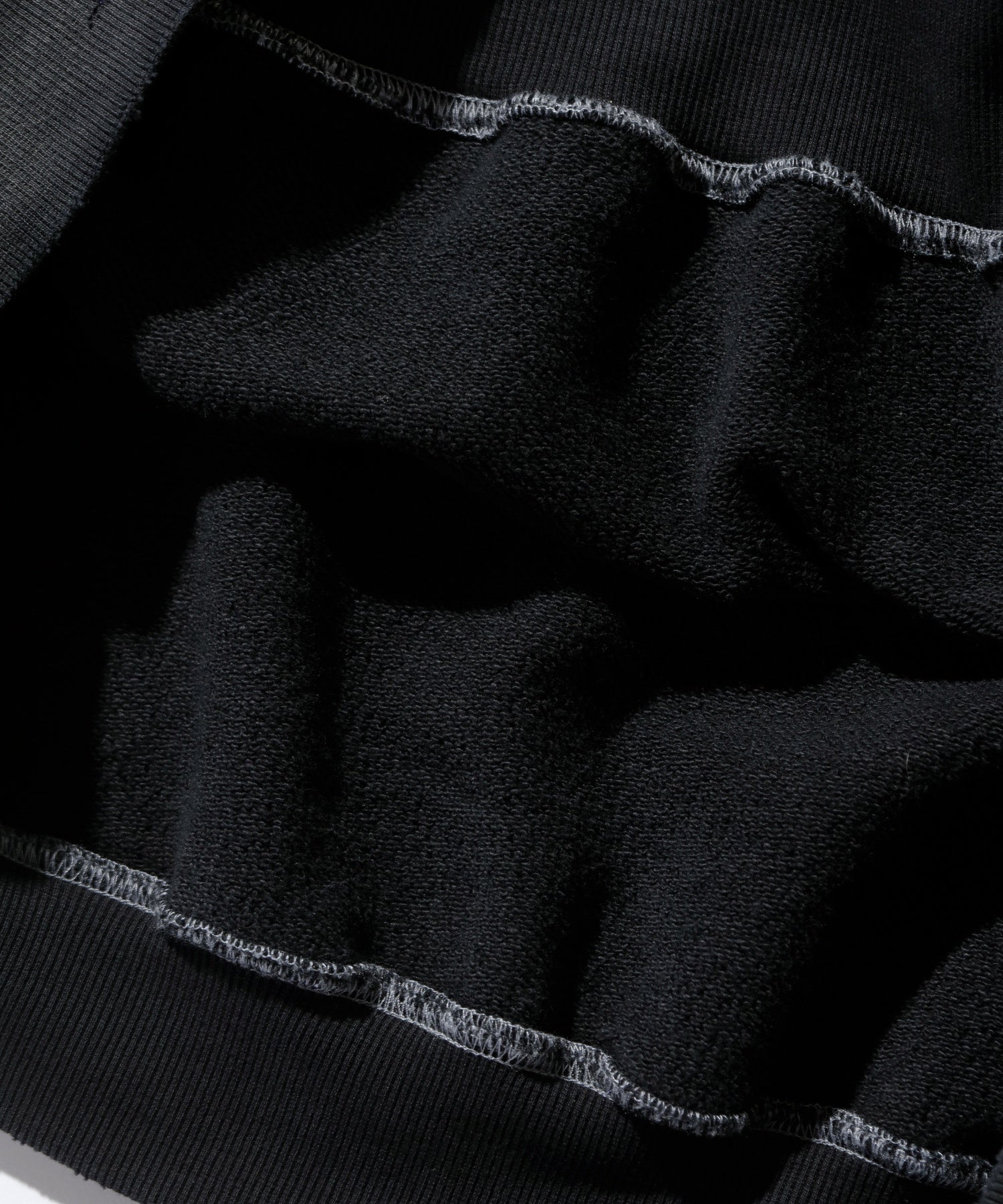 EMBROIDERED BLEACHED CREWNECK SWEATSHIRT