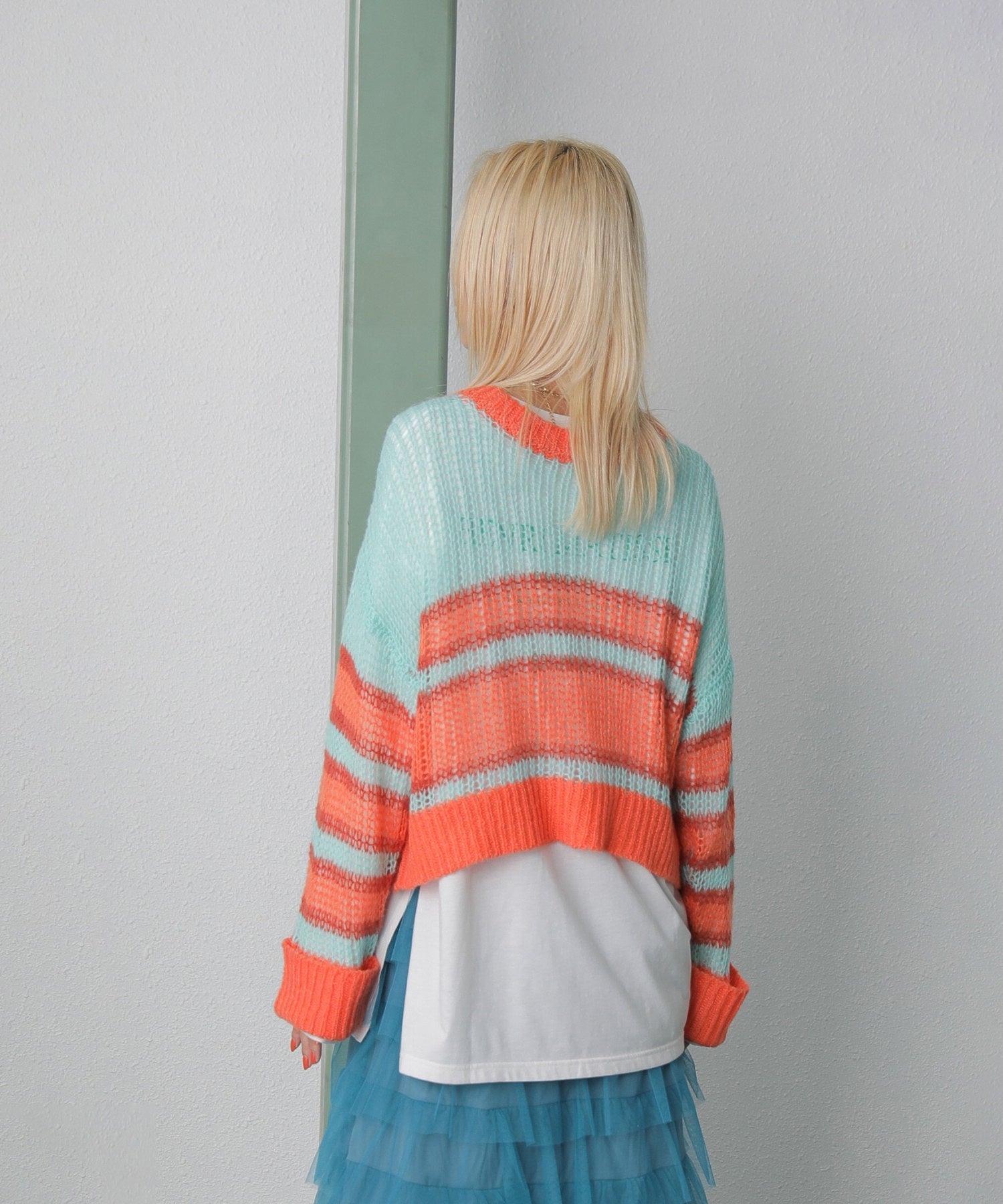 クロップドシアーニット