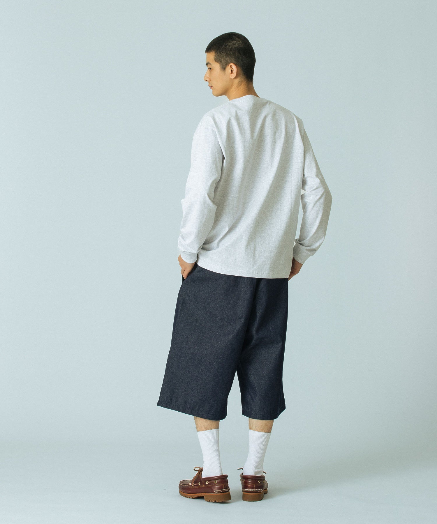 model：H183 着用サイズ：L