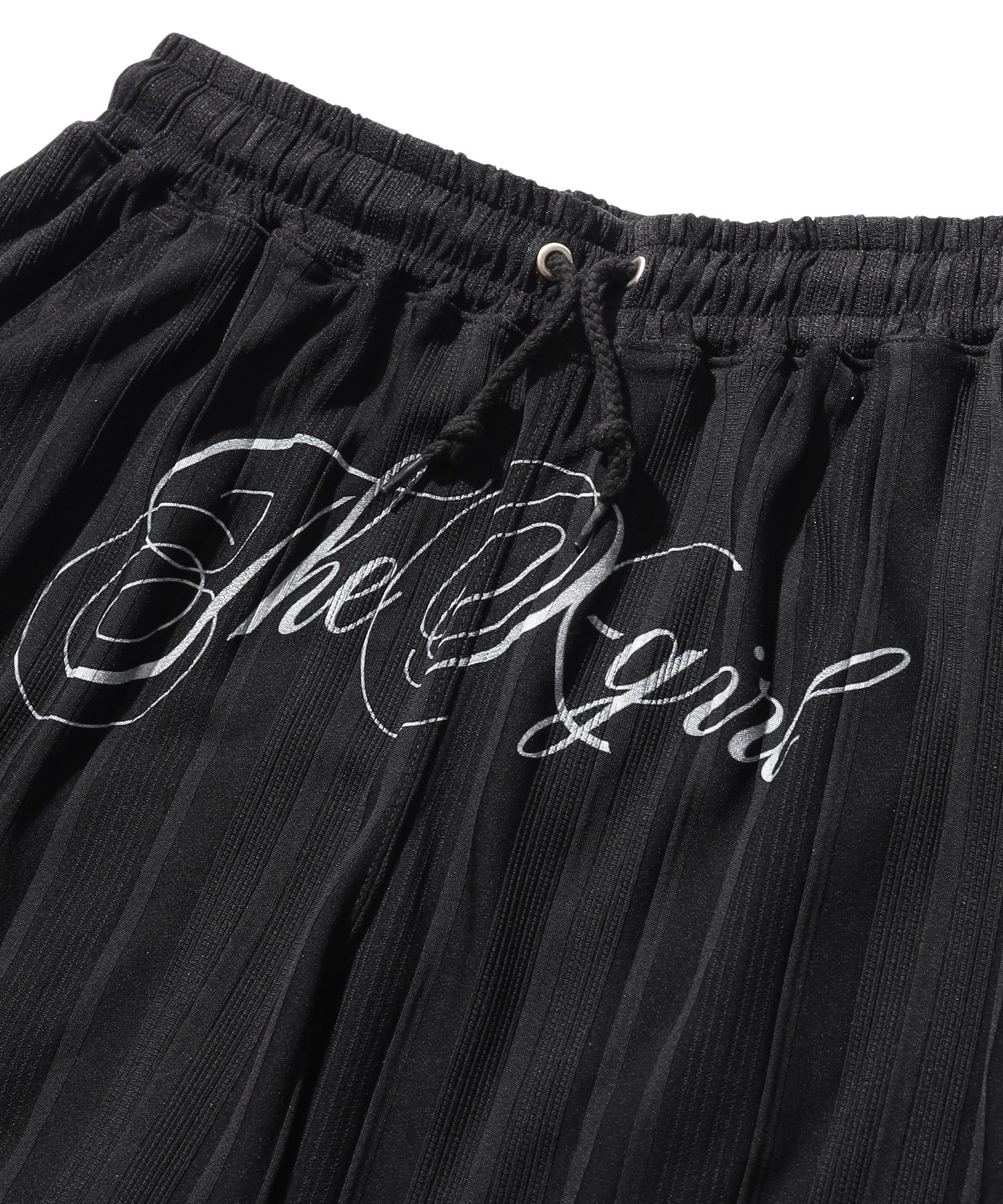 SCRIPT LOGO SHORTS