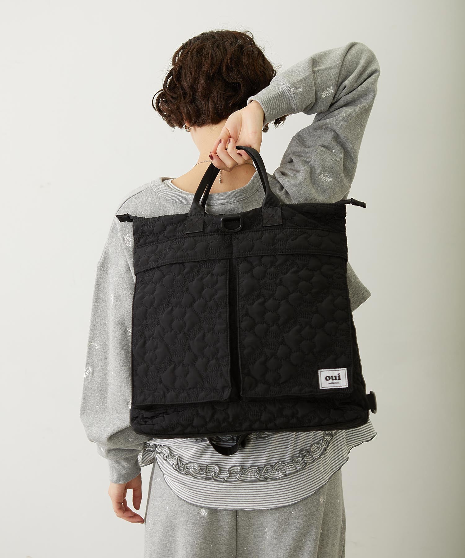 CHERRY QUILTED HELMET BAG