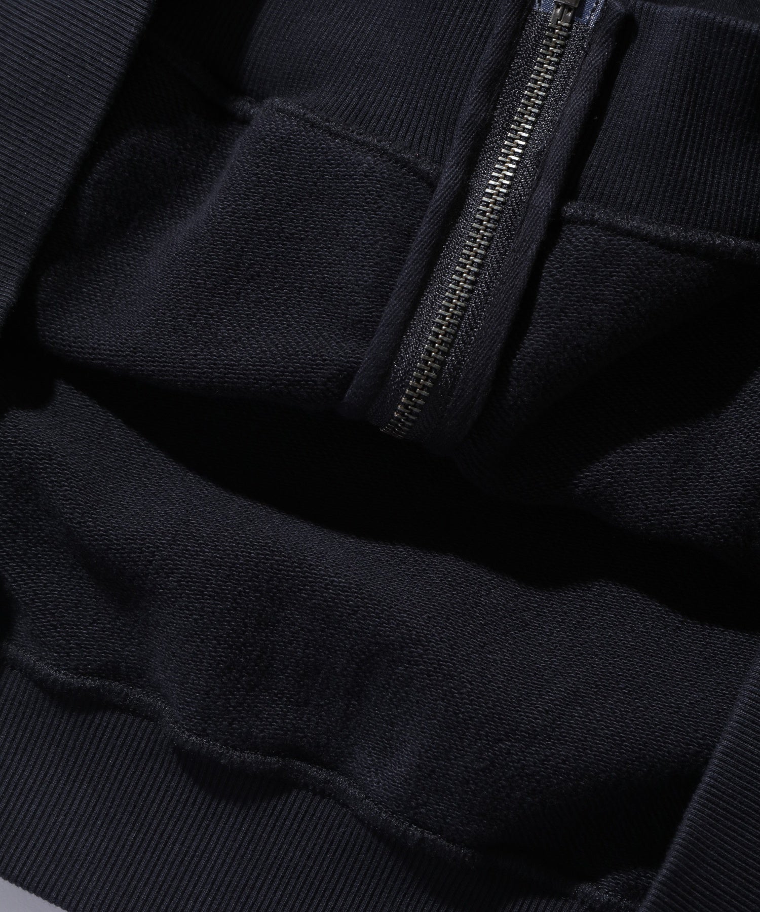 STANDARD LOGO ZIP UP HOODED SWEATSHIRT