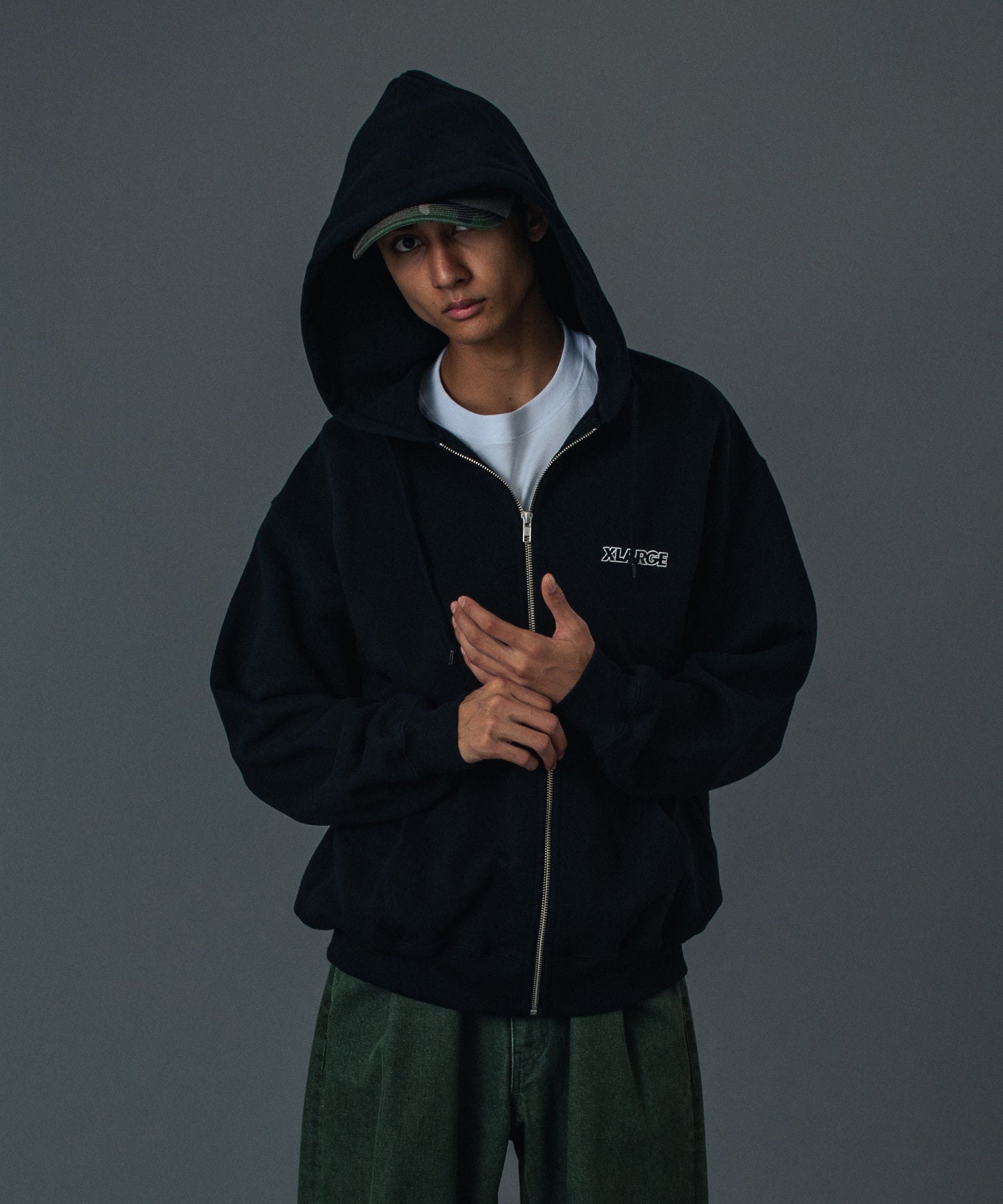 MODEL 身長183cm / 着用サイズ：Lサイズ