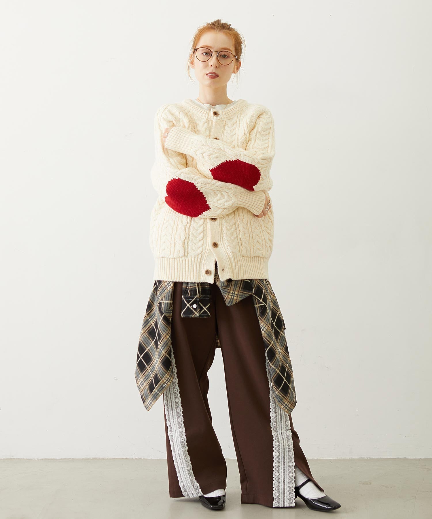 HEART ELBOW CABLE KNIT CARDIGAN