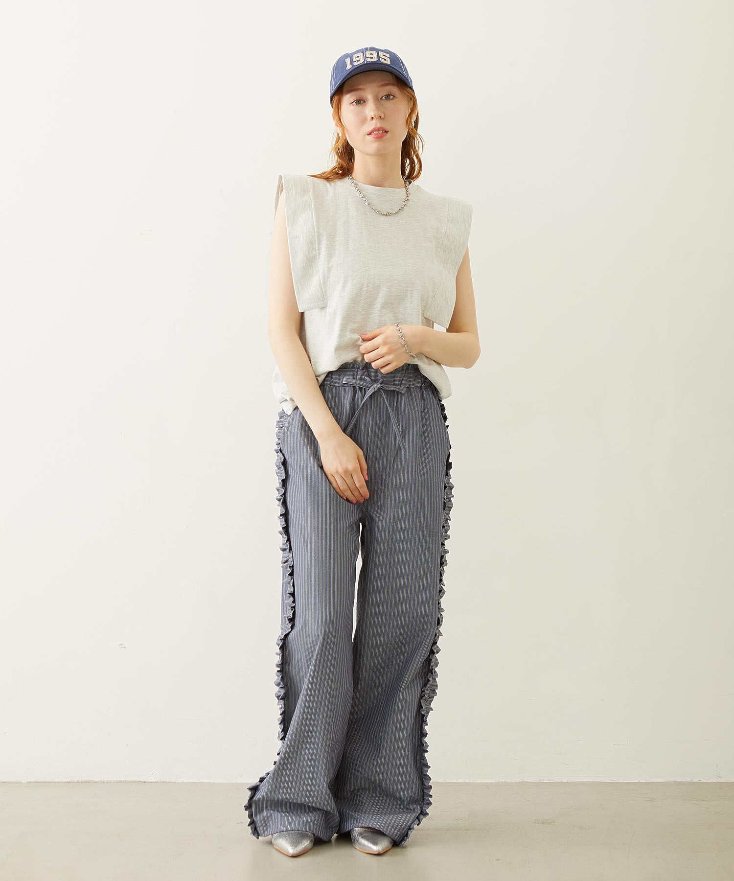 STRIPED RUFFLE PANTS