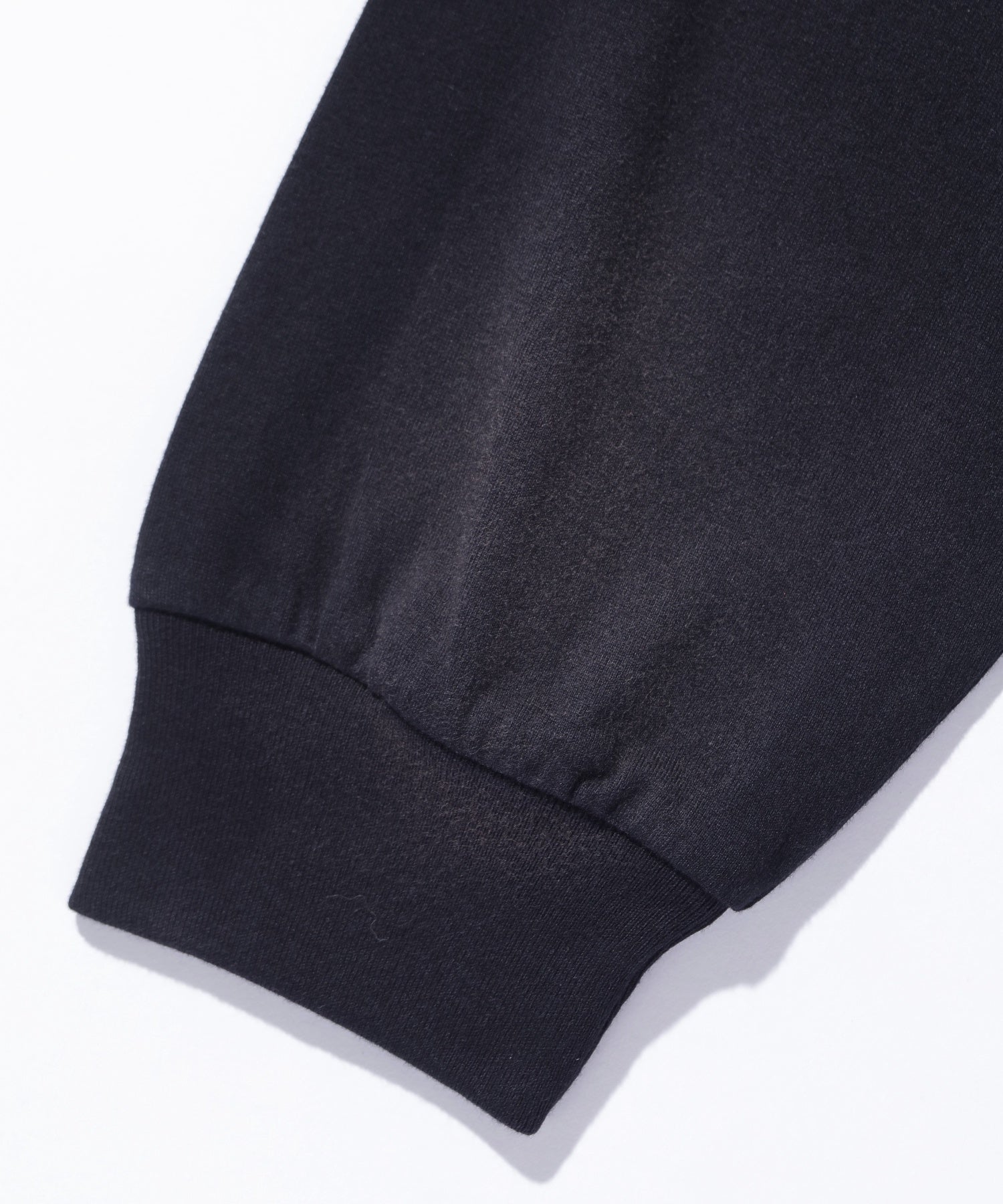 DISCHARGE PRINTED OG L/S TEE