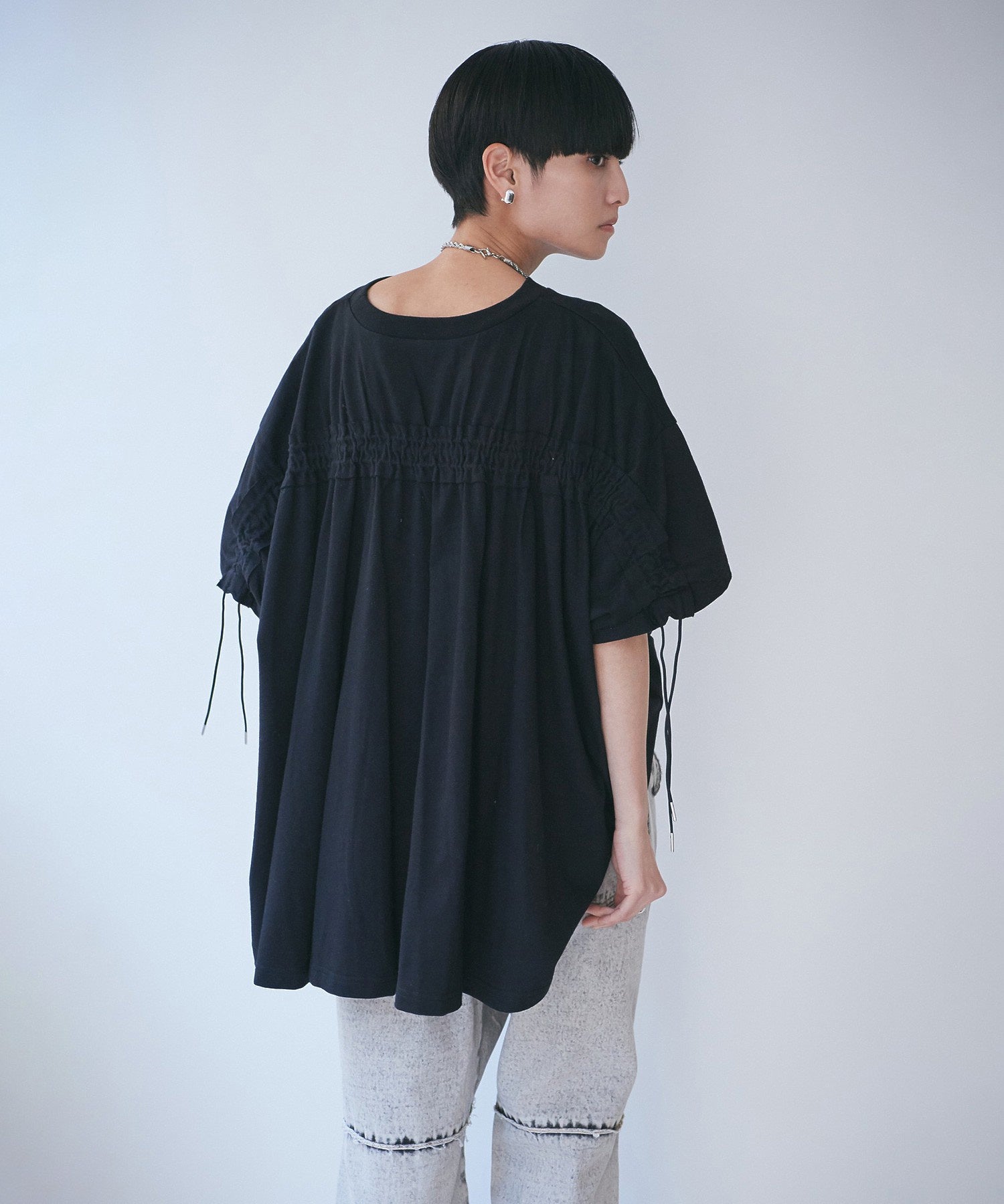 バックギャザープルオーバー