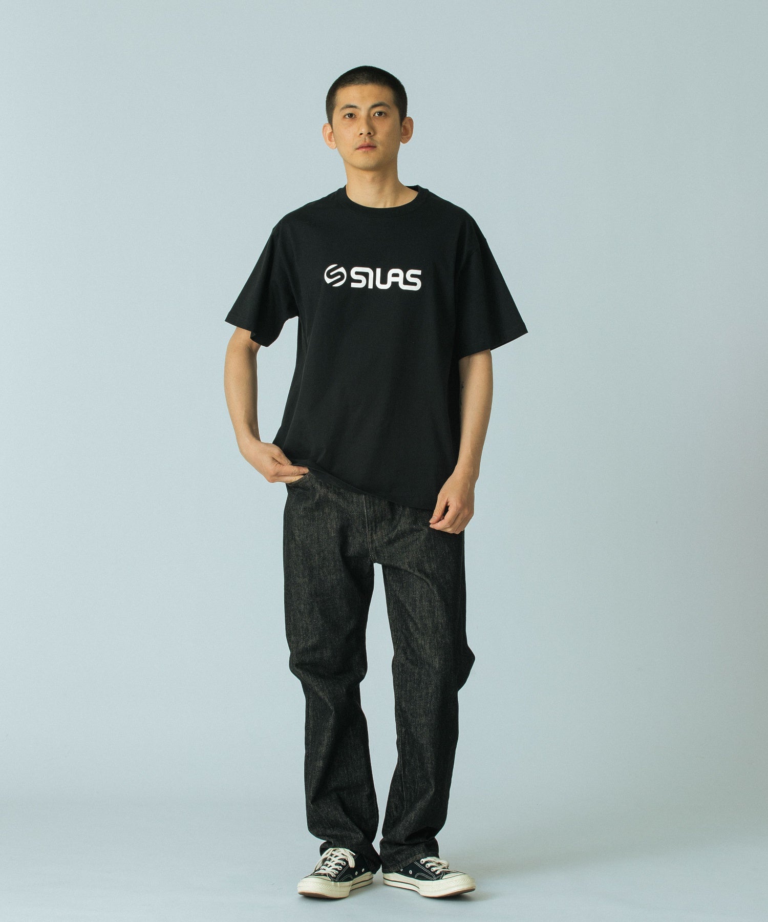 model：H183 着用サイズ：L