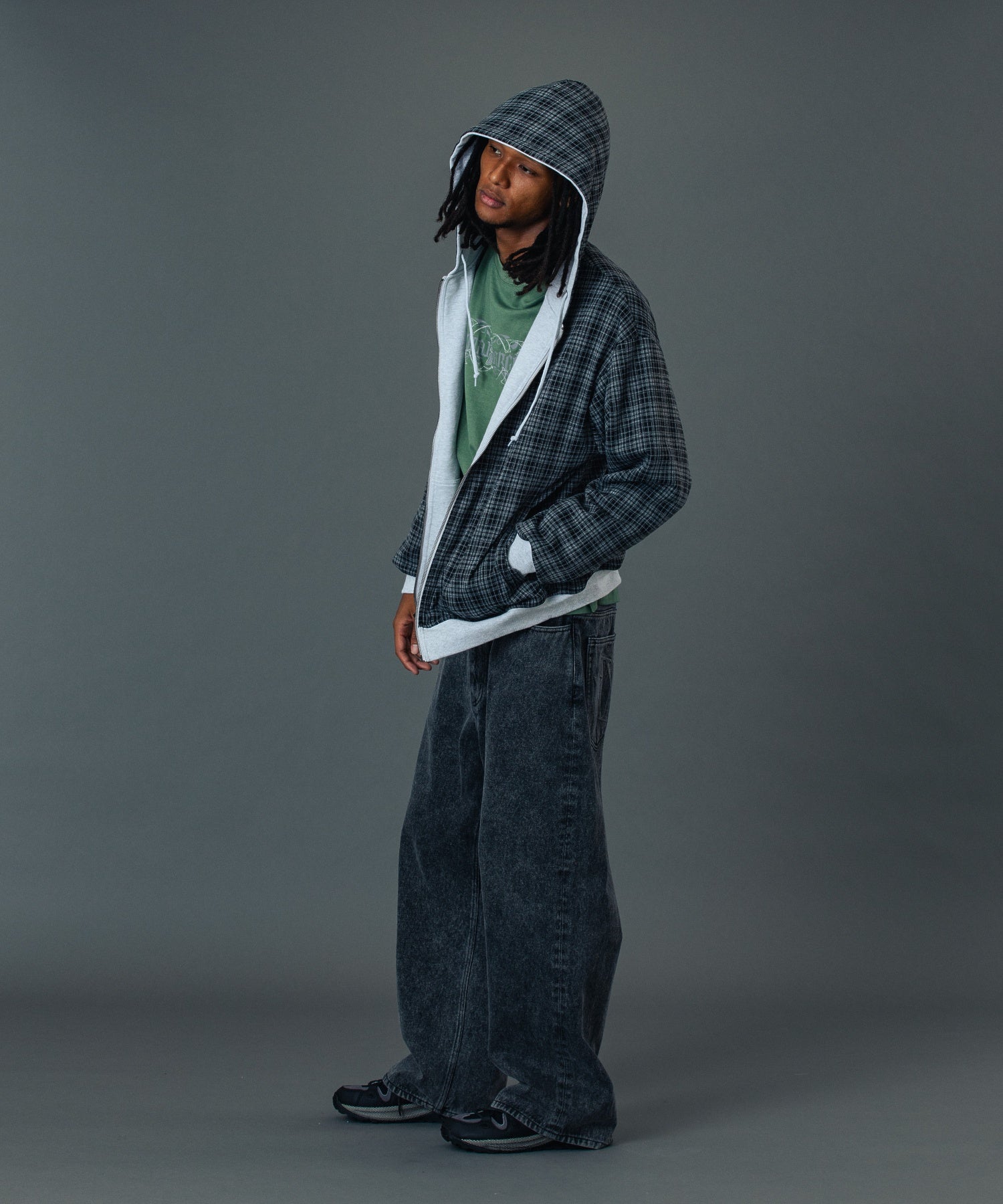 REVERSIBLE ZIP UP HOODED SWEATSHIRT