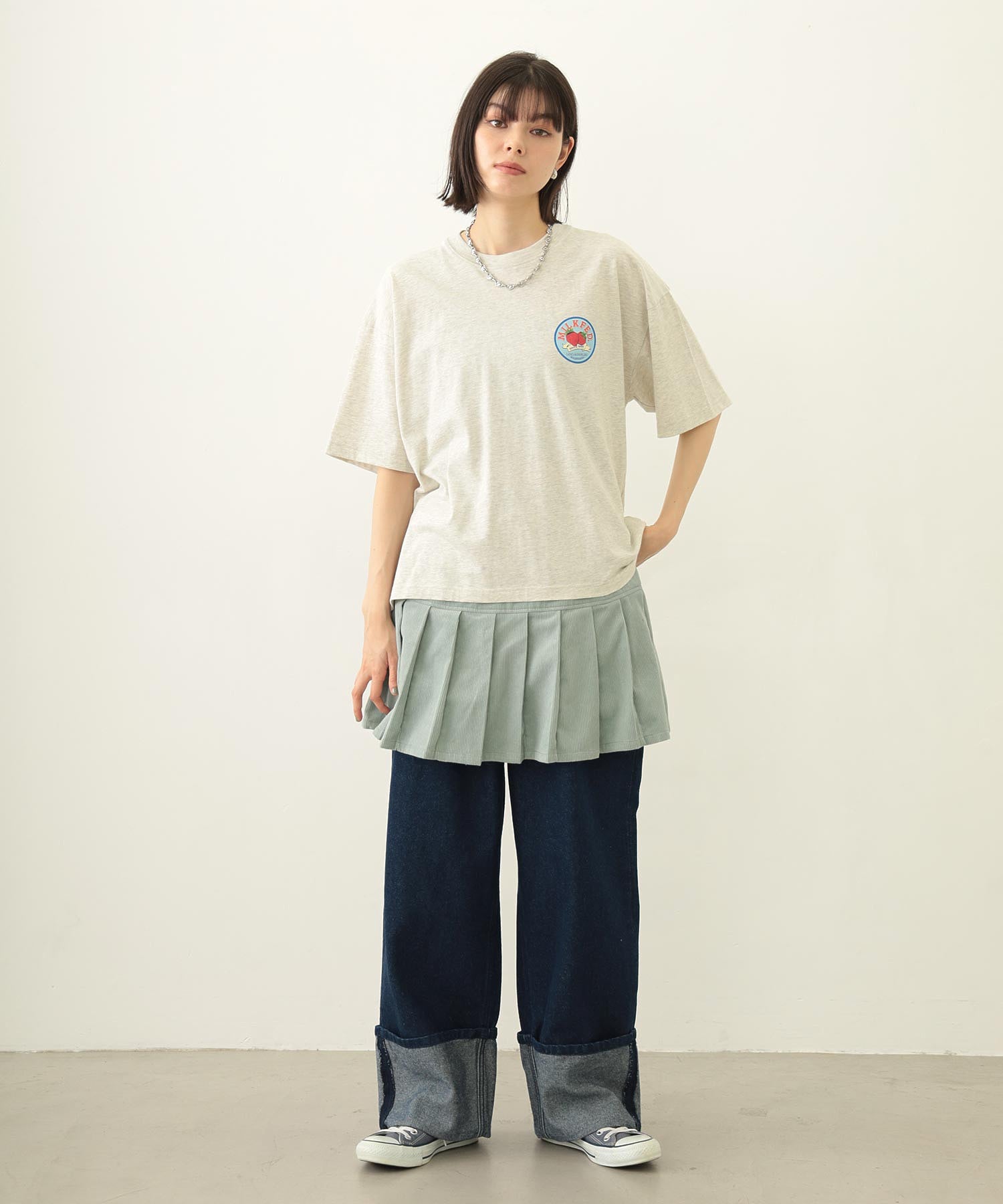 CIRCLE STRAWBERRY LOGO S/S TEE