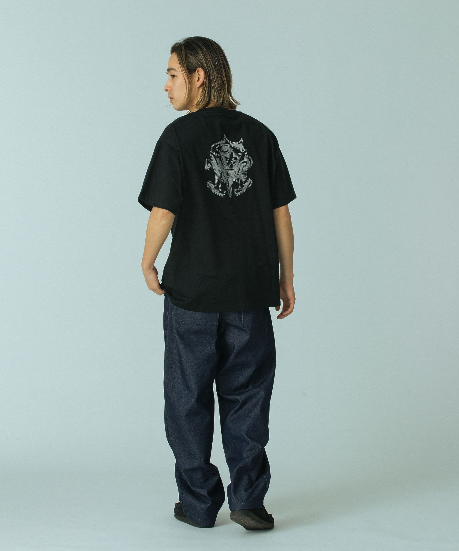 model：H174 着用サイズ：L