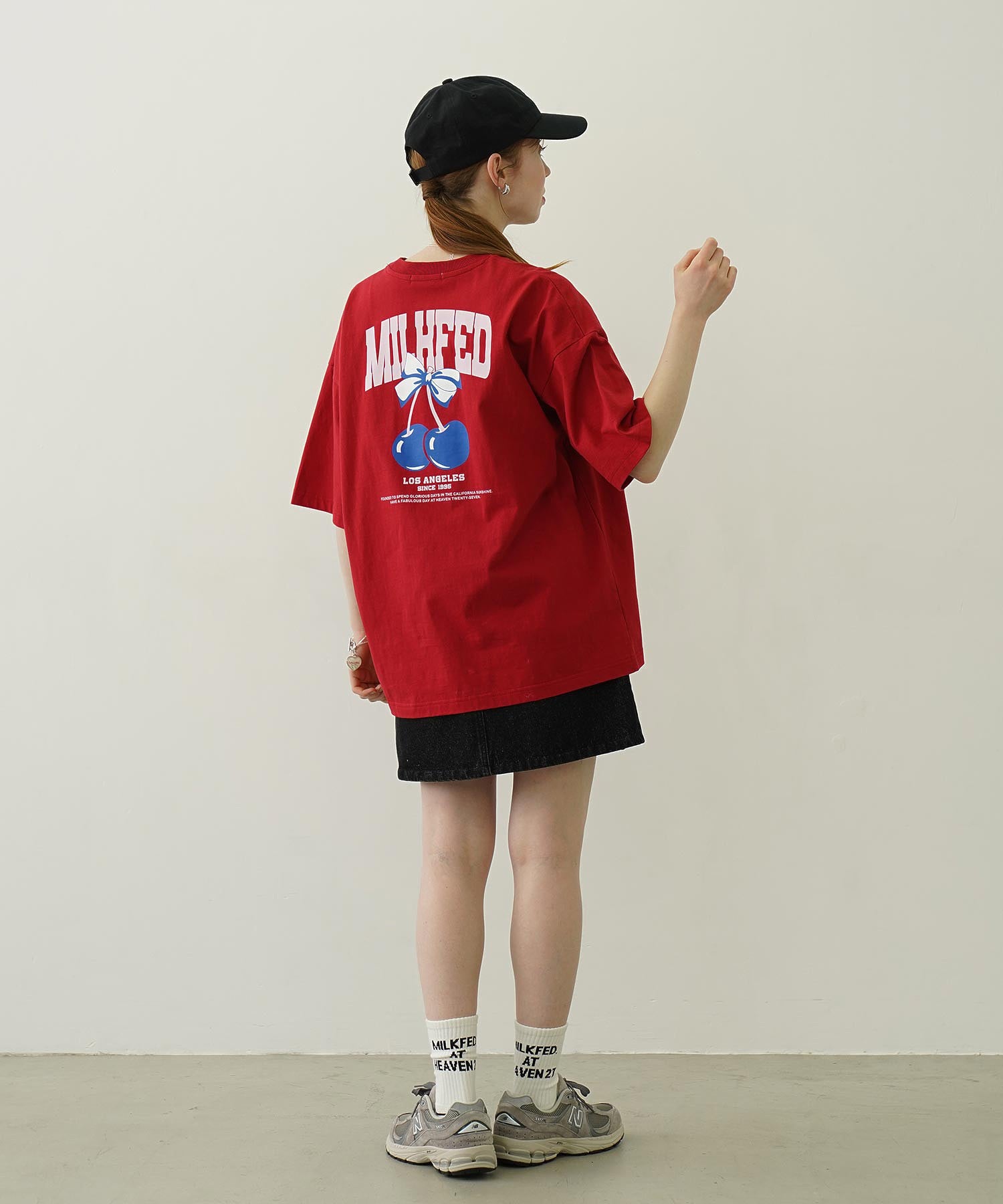 CHERRY AND RIBBON WIDE S/S TEE