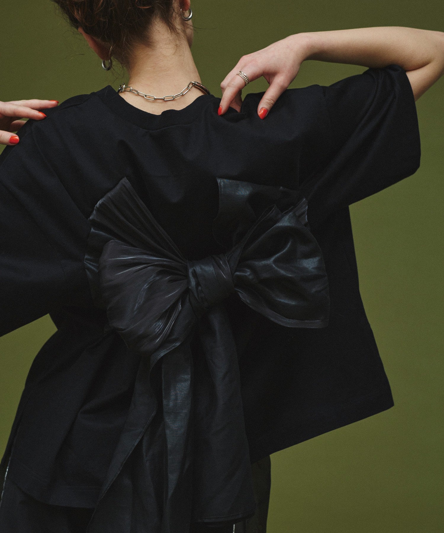 mici/BACK RIBBON S/S TEE