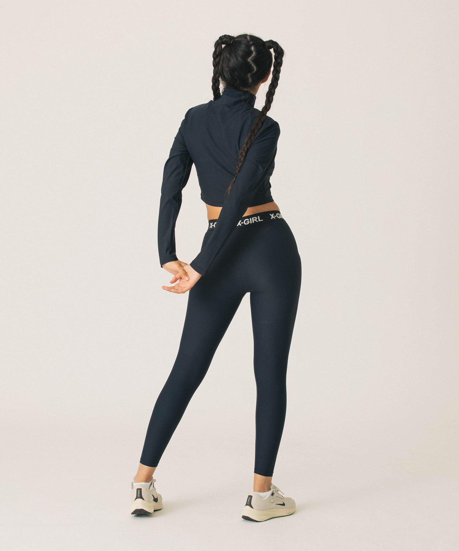 HIGH NECK SHORT LS TOP