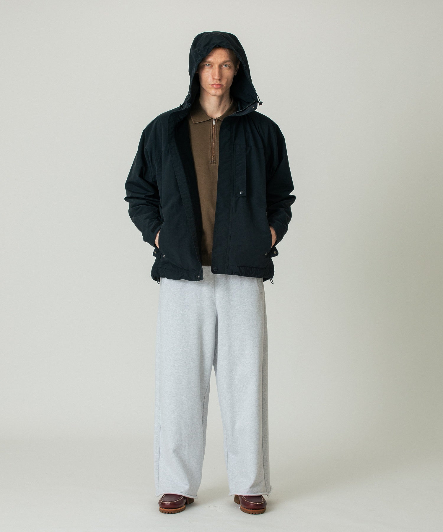 HALF ZIP SWEATSHIRT