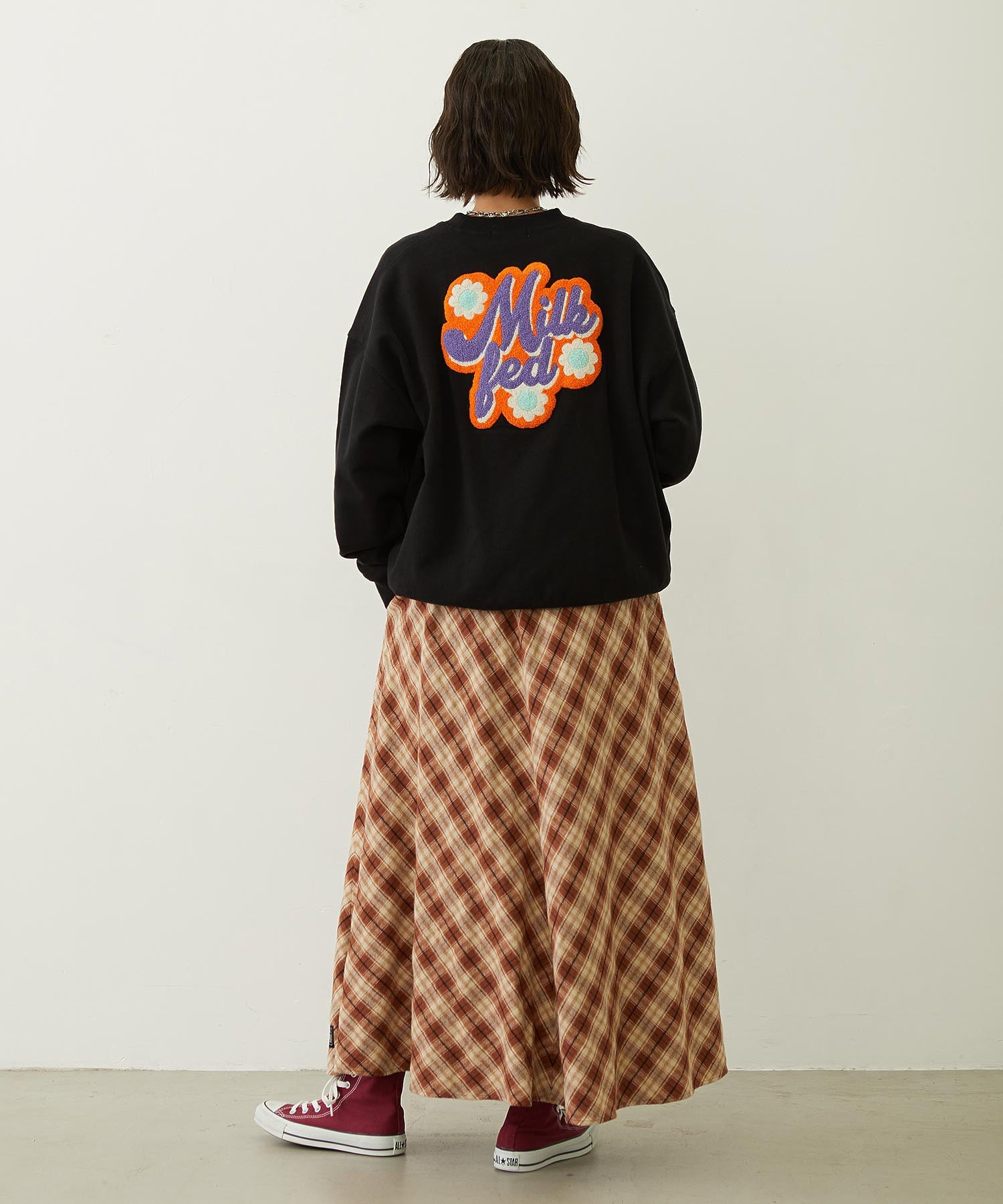 FLOWER LOGO CHENILLE EMBROIDERY SWEAT TOP
