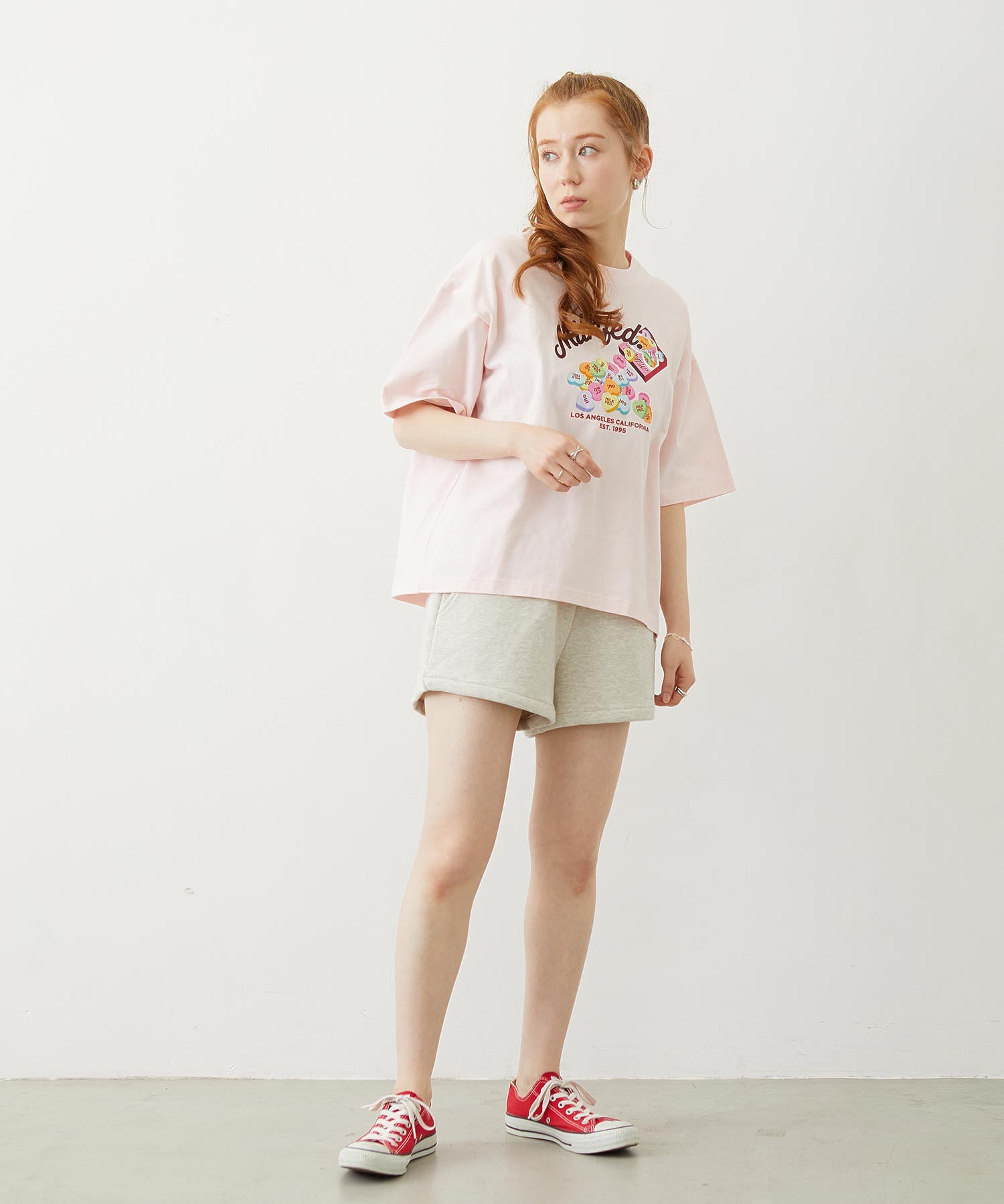 HEART TABLET WIDE S/S TEE