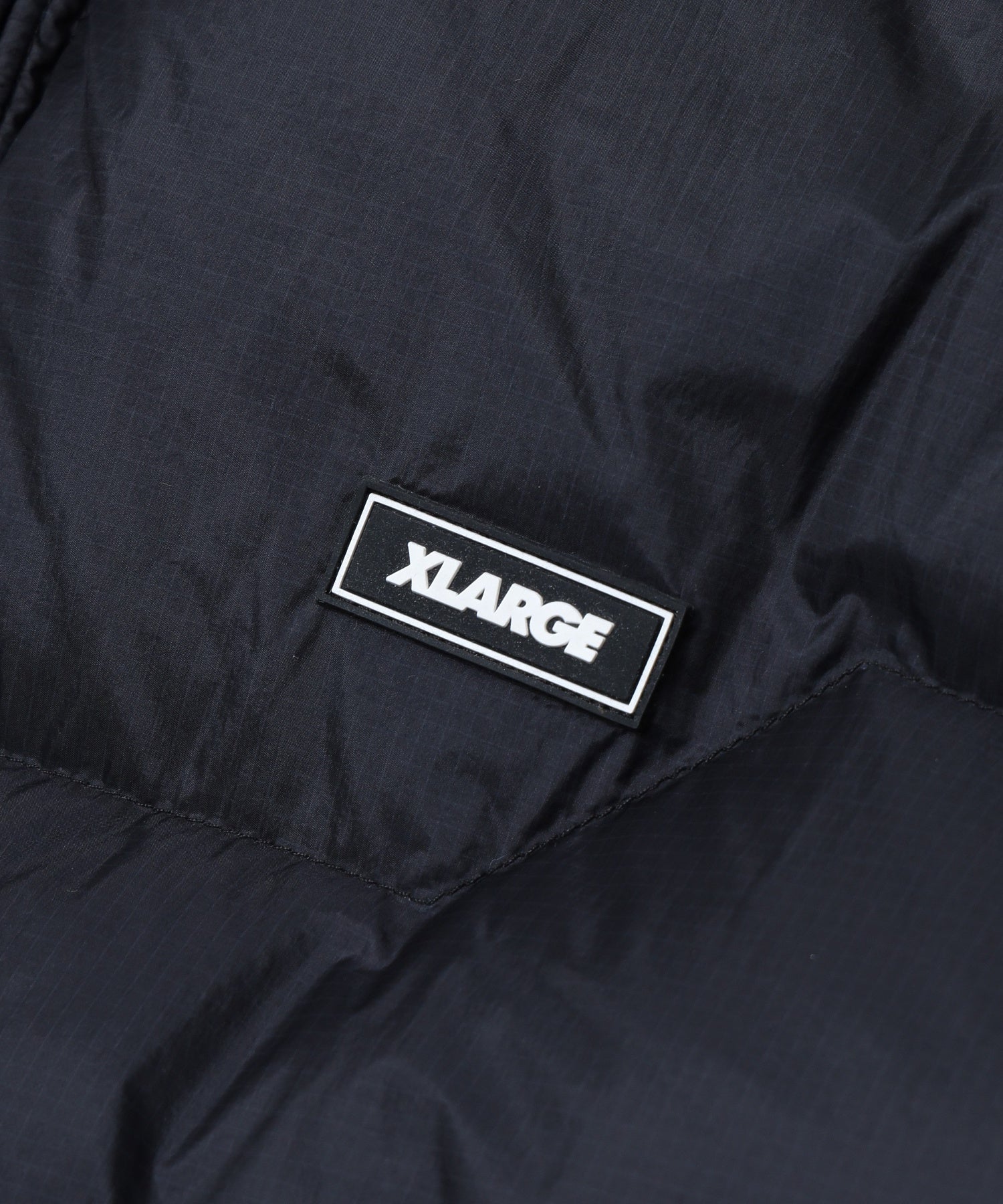 RIPSTOP HOODED DOWN JACKET