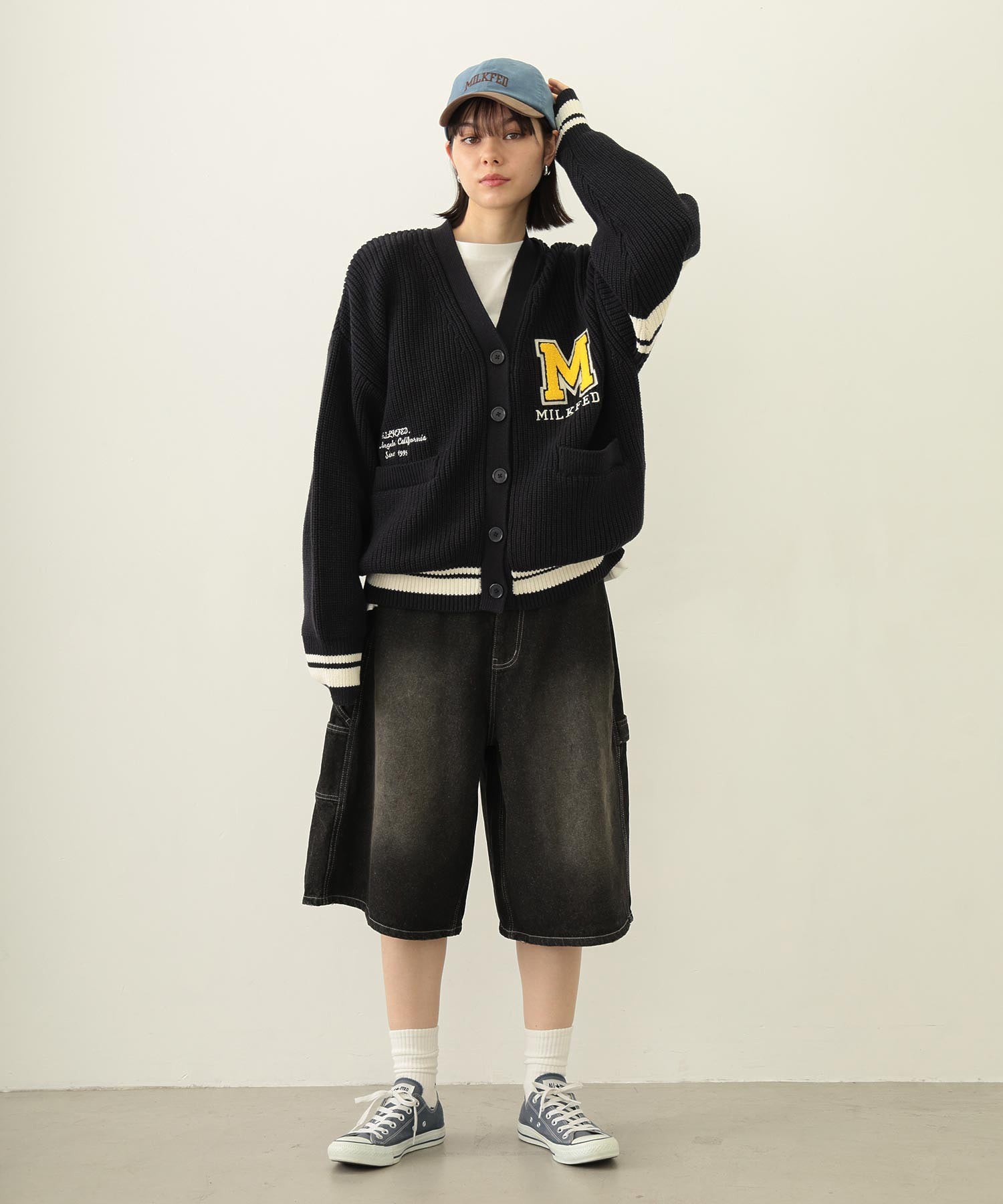 COLLEGE CARDIGAN