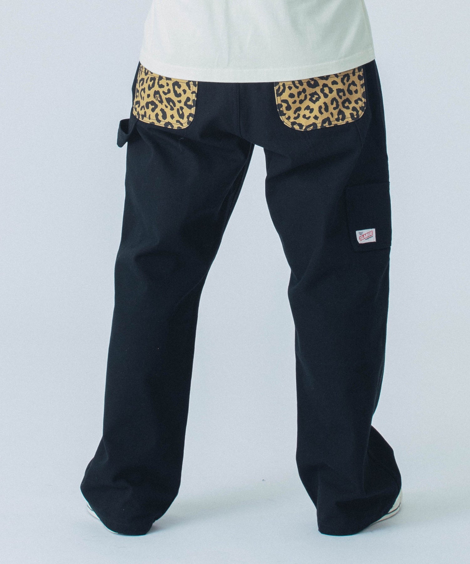 LEOPARD POCKET PAINTER PANTS