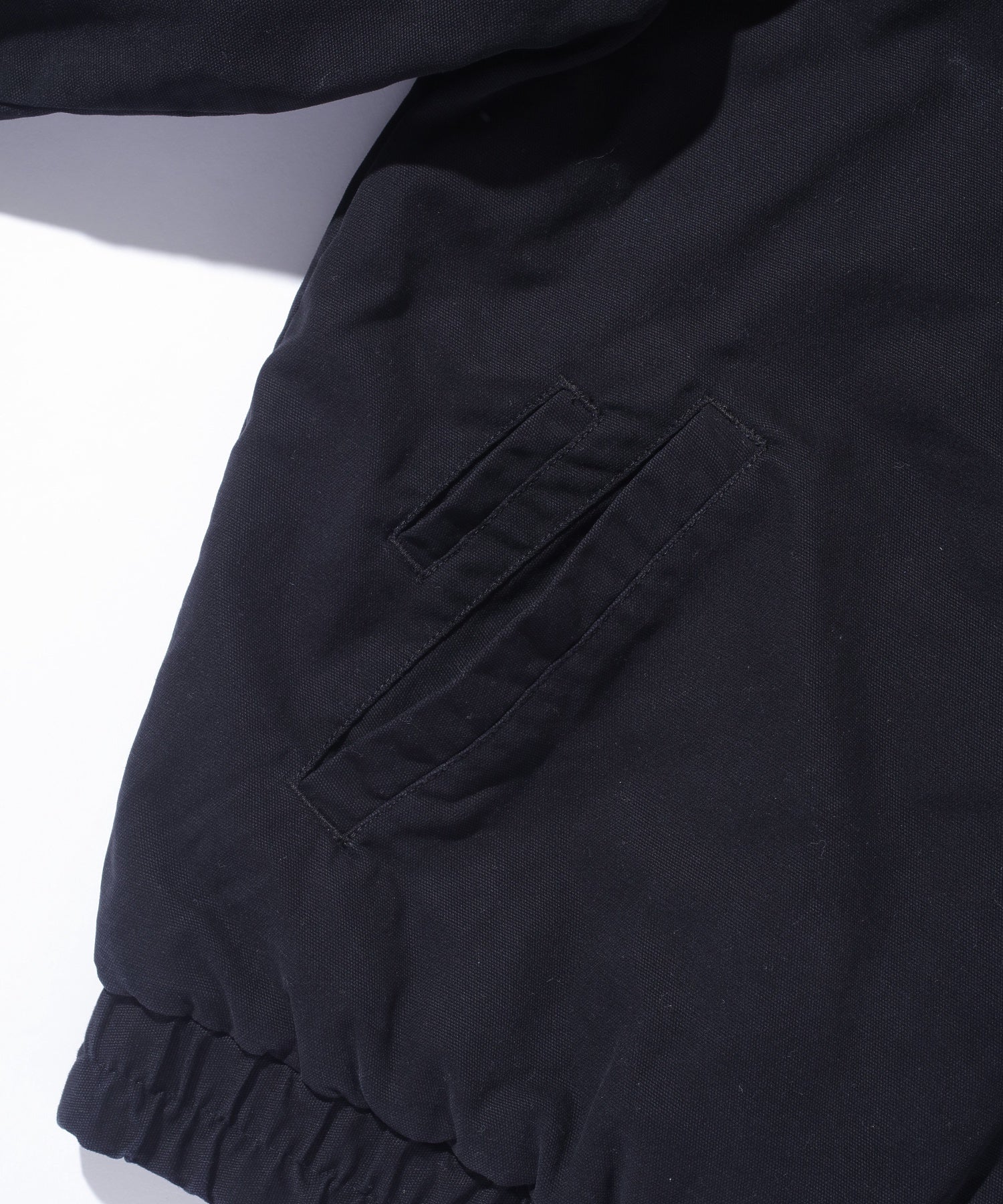 HOODED UTILITY JACKET