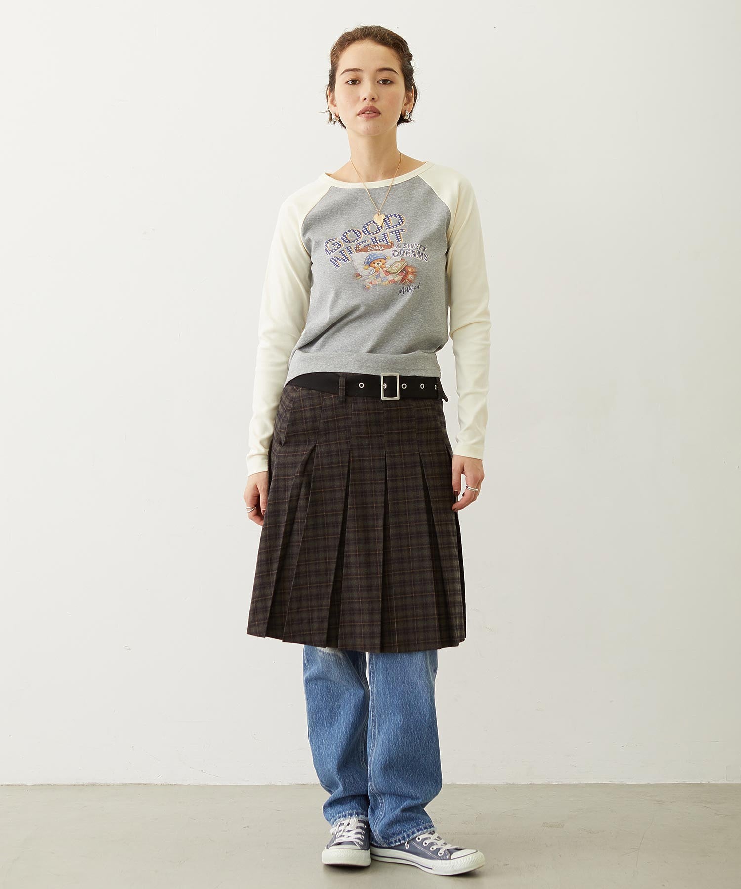 SLEEPING M.FEDDY COMPACT B/B TEE