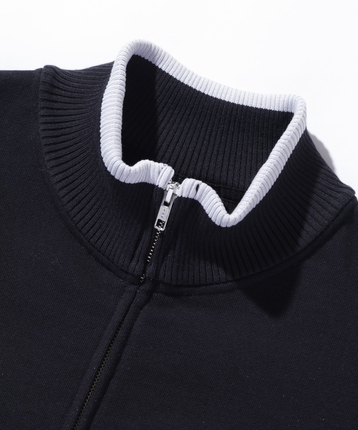 ZIP UP S/S SWEATSHIRT