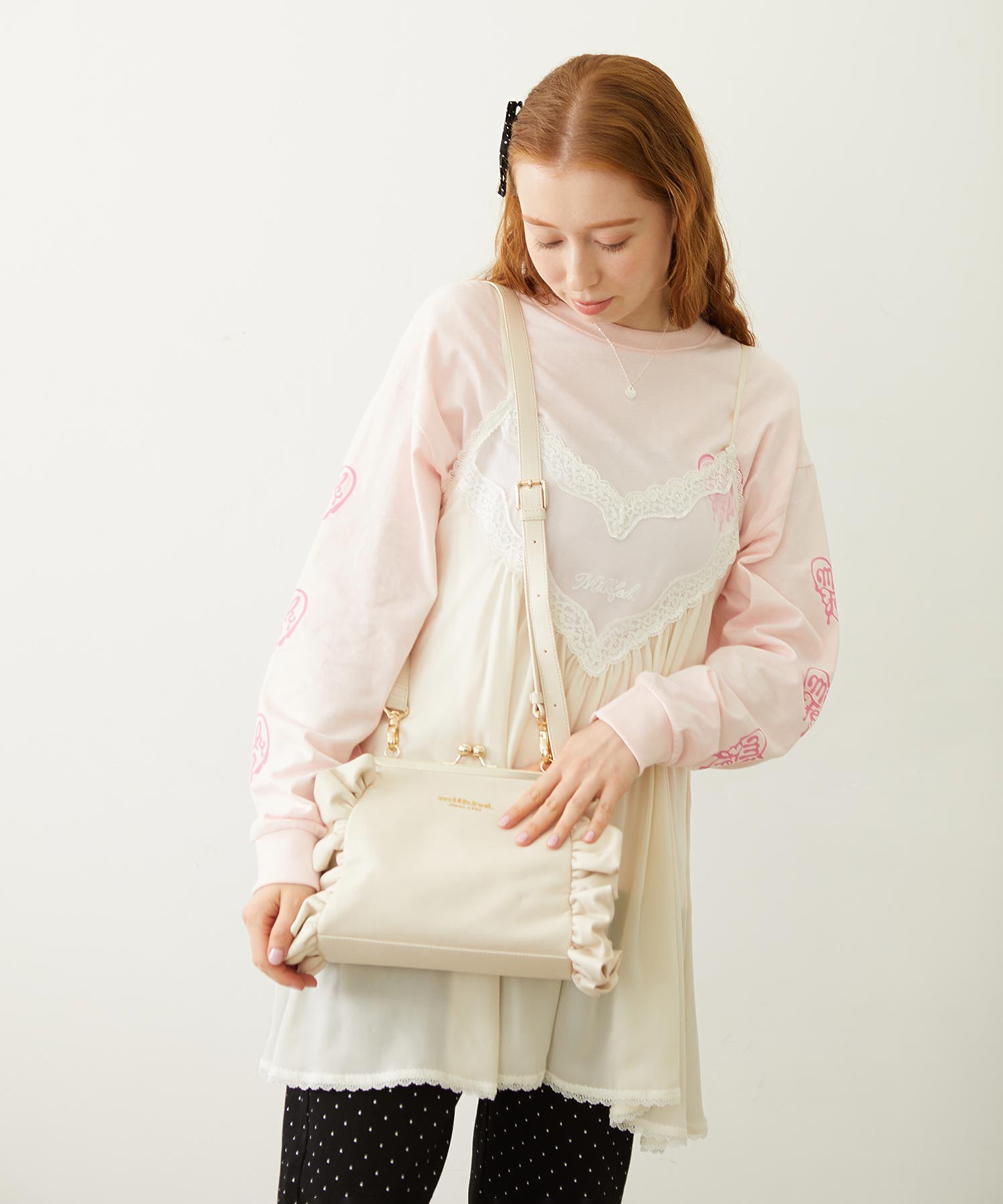 KISS LOCK RUFFLE BAG