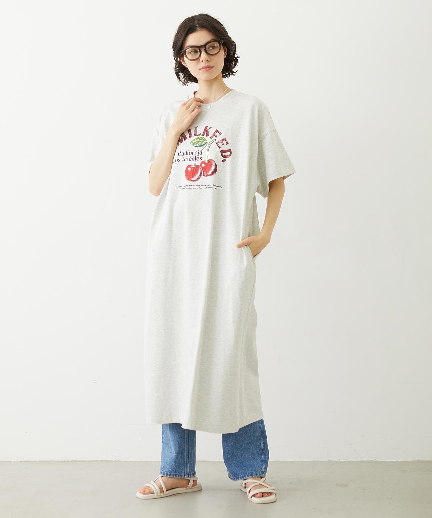 STRAIGHT DENIM PANTS