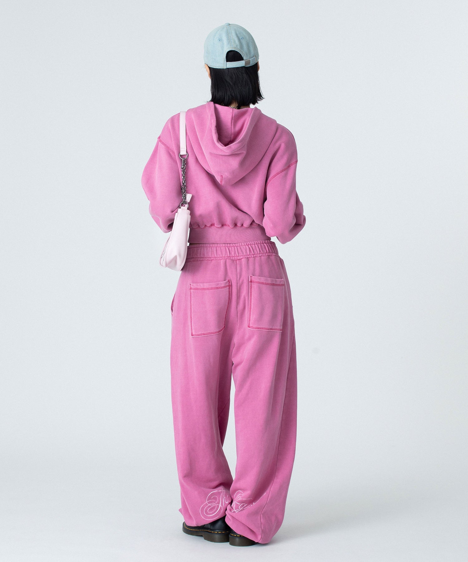 PIGMENT DYED SCRIPT LOGO SWEATPANTS