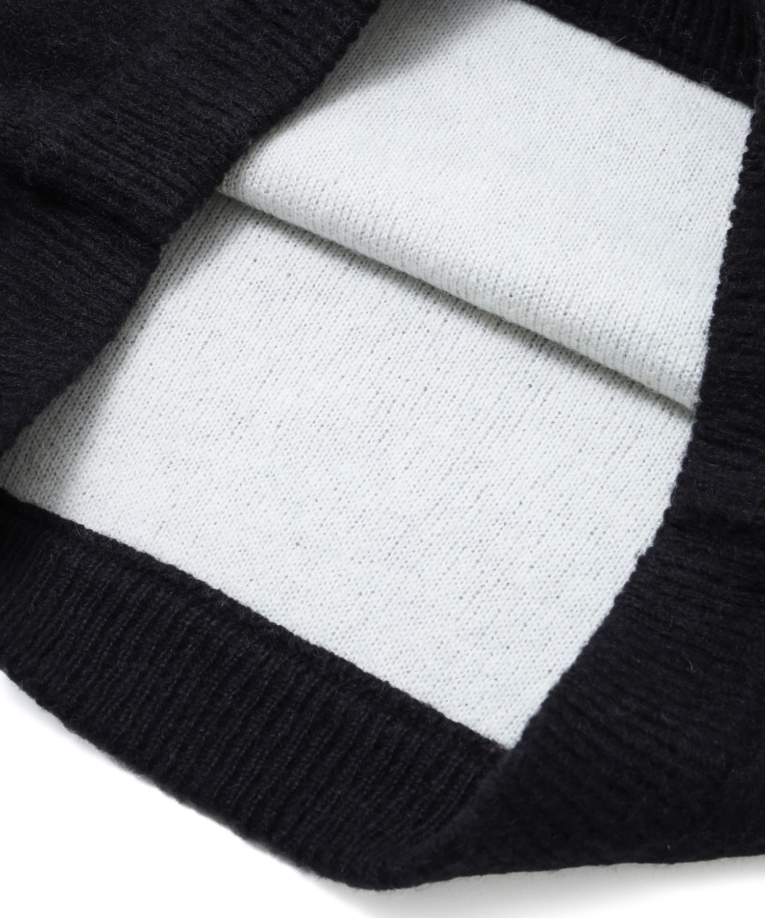 XL CREW SWEATER