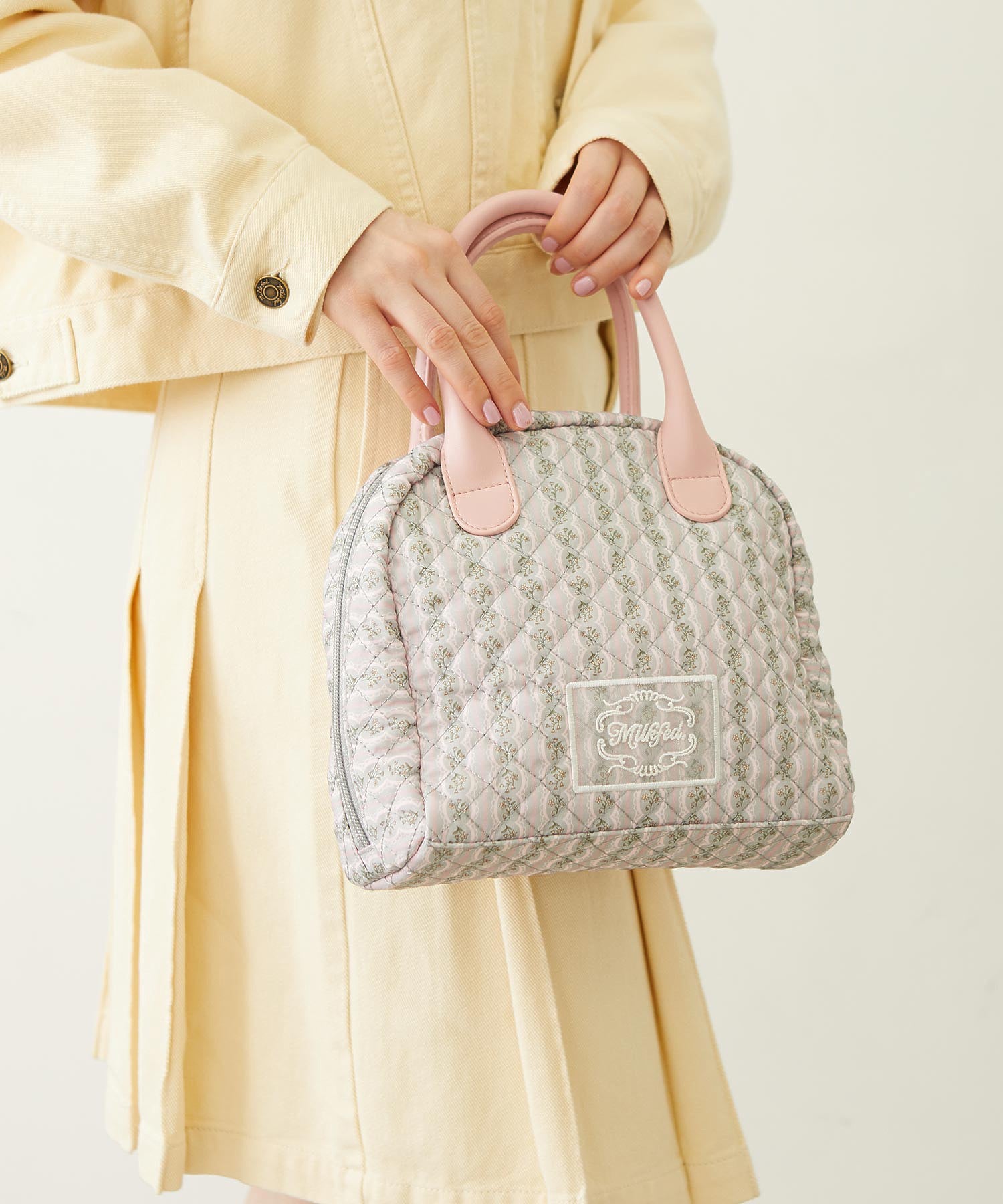 STRIPED FLOWER QUILTED BAG