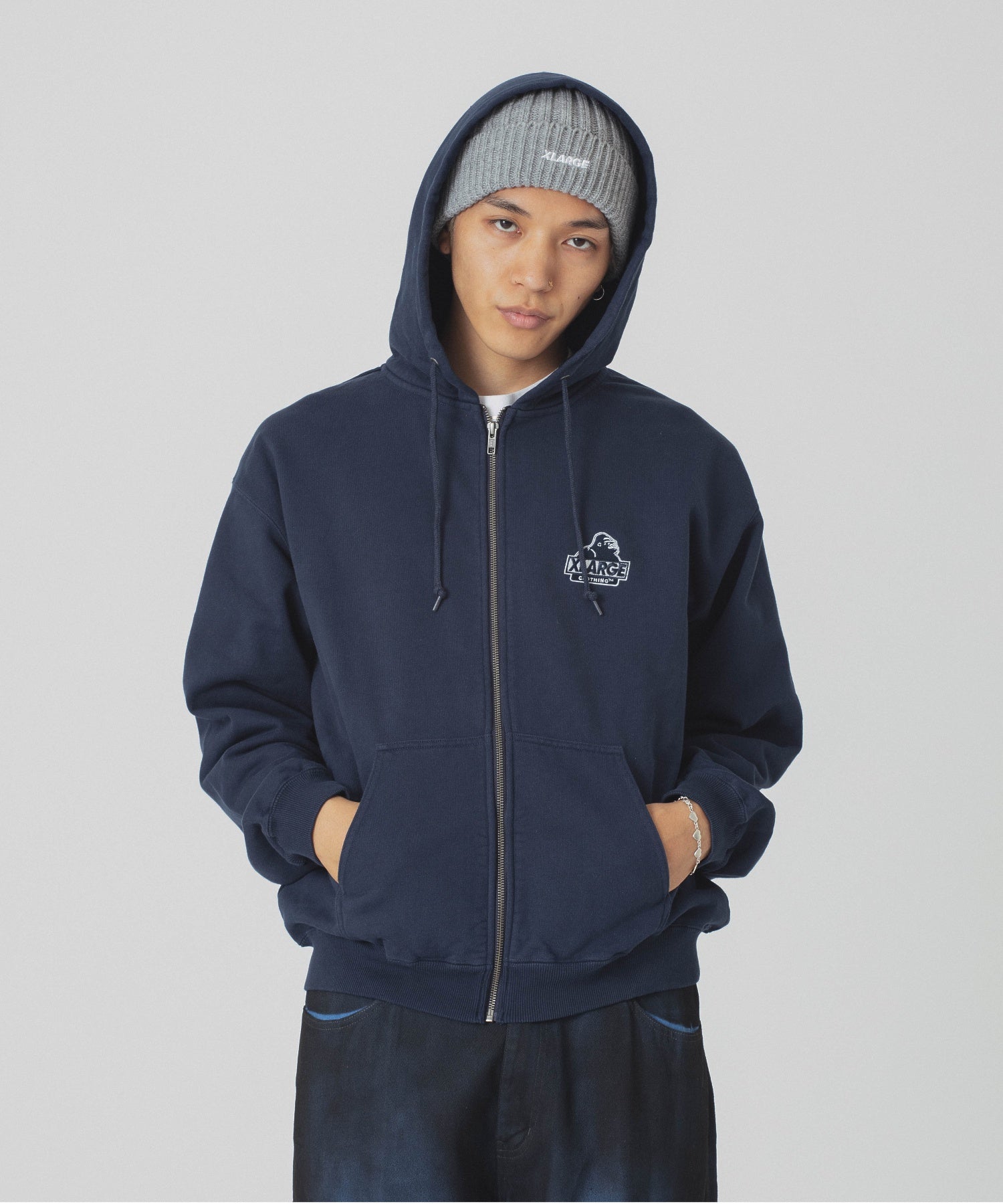 MODEL 身長180cm / 着用サイズ：Lサイズ