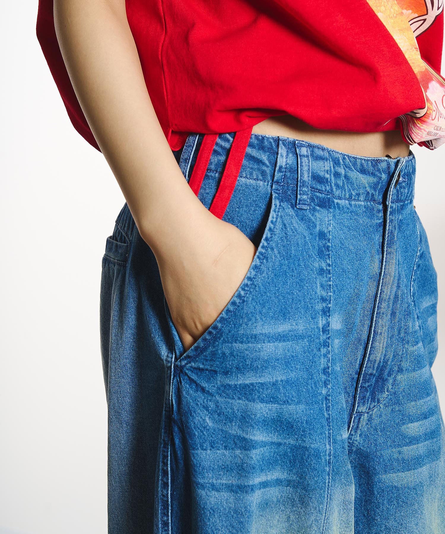 DENIM/BACK SATIN PANTS