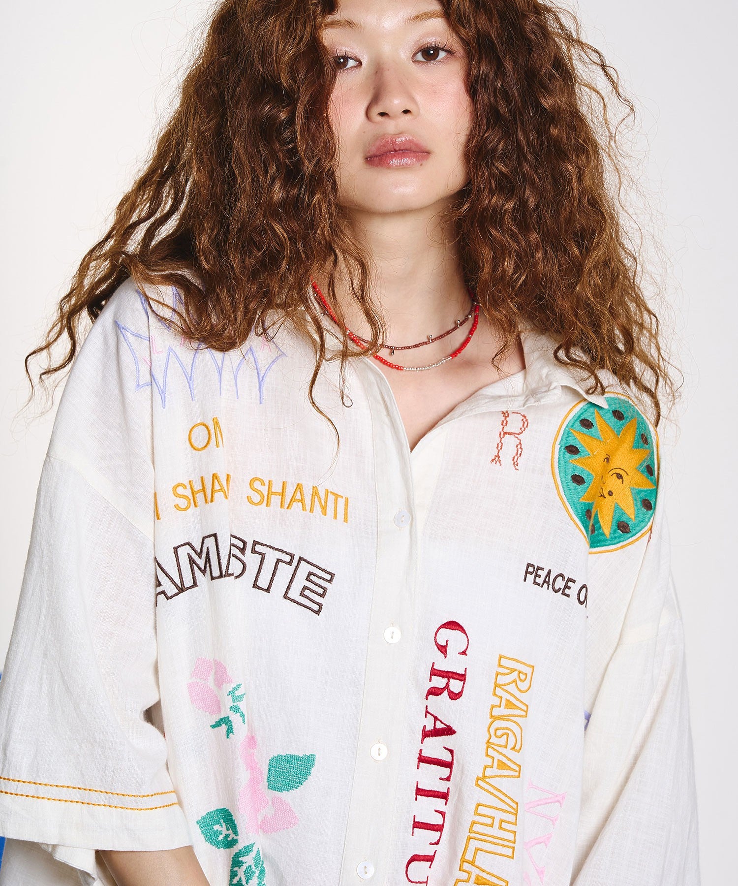 HLAADA for ROSEBUD/EMBROIDERY SHORT SLEEVE SHIRT